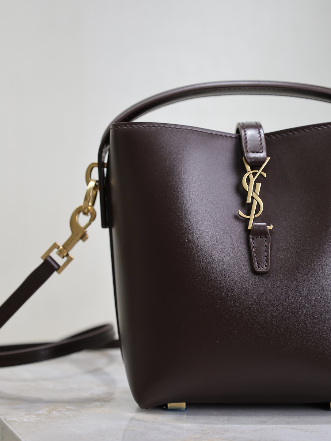 ysl トート バッグスーパーコピー 本革 斜め掛けバッグ レザー ミニ 765870 ブラウン_10