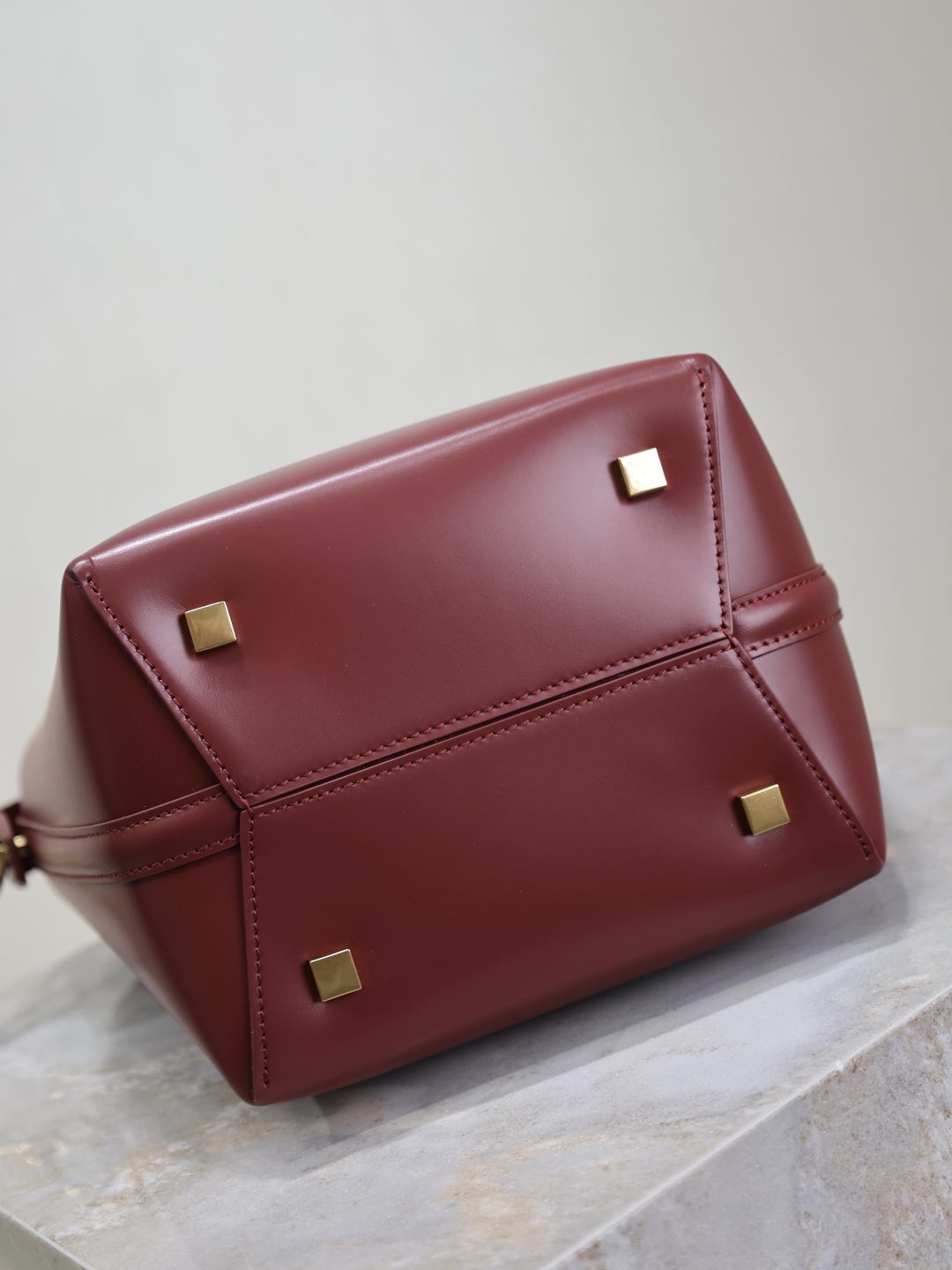 大販売 サン ローラン ボストン バッグ偽物 本革 斜め掛けバッグ レザー 749036 レッド_10