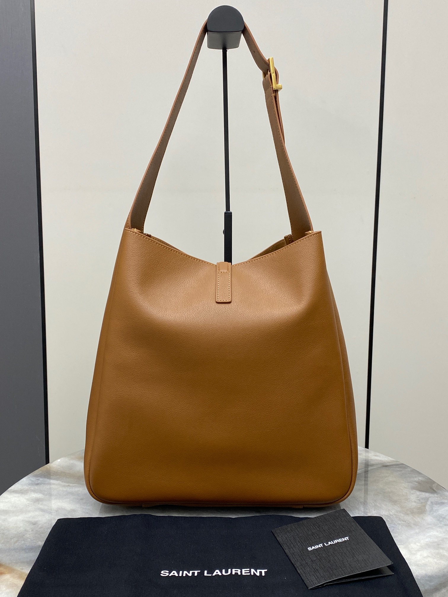 爆買いで大得価のイブ サン ローラン チェーン バッグ偽物 優雅 高品質 753837 ブラウン_2
