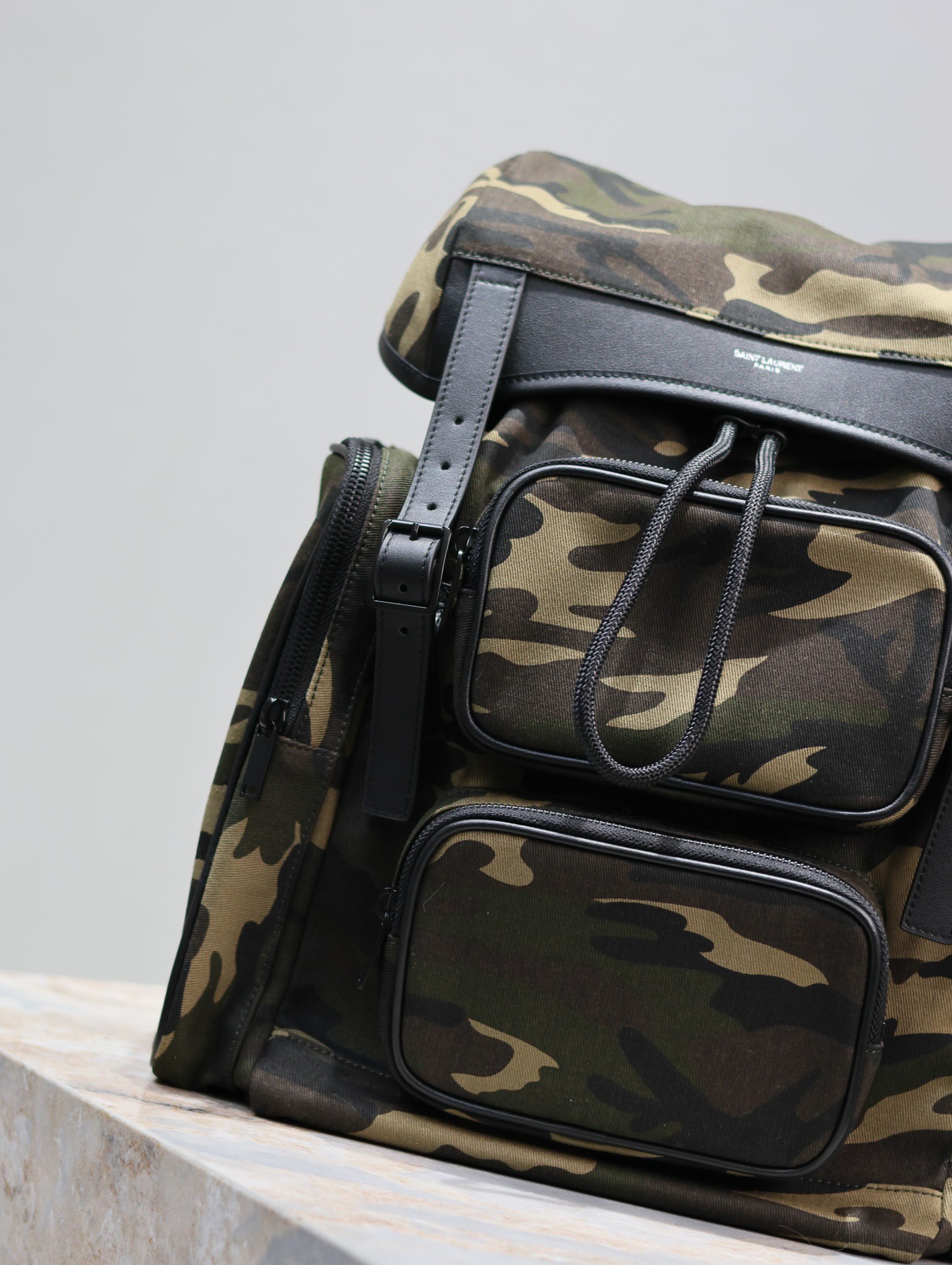 イブ サン ローラン バッグ メンズコピー登山 バックバッグ レザー 本革 437110 グリーン_4