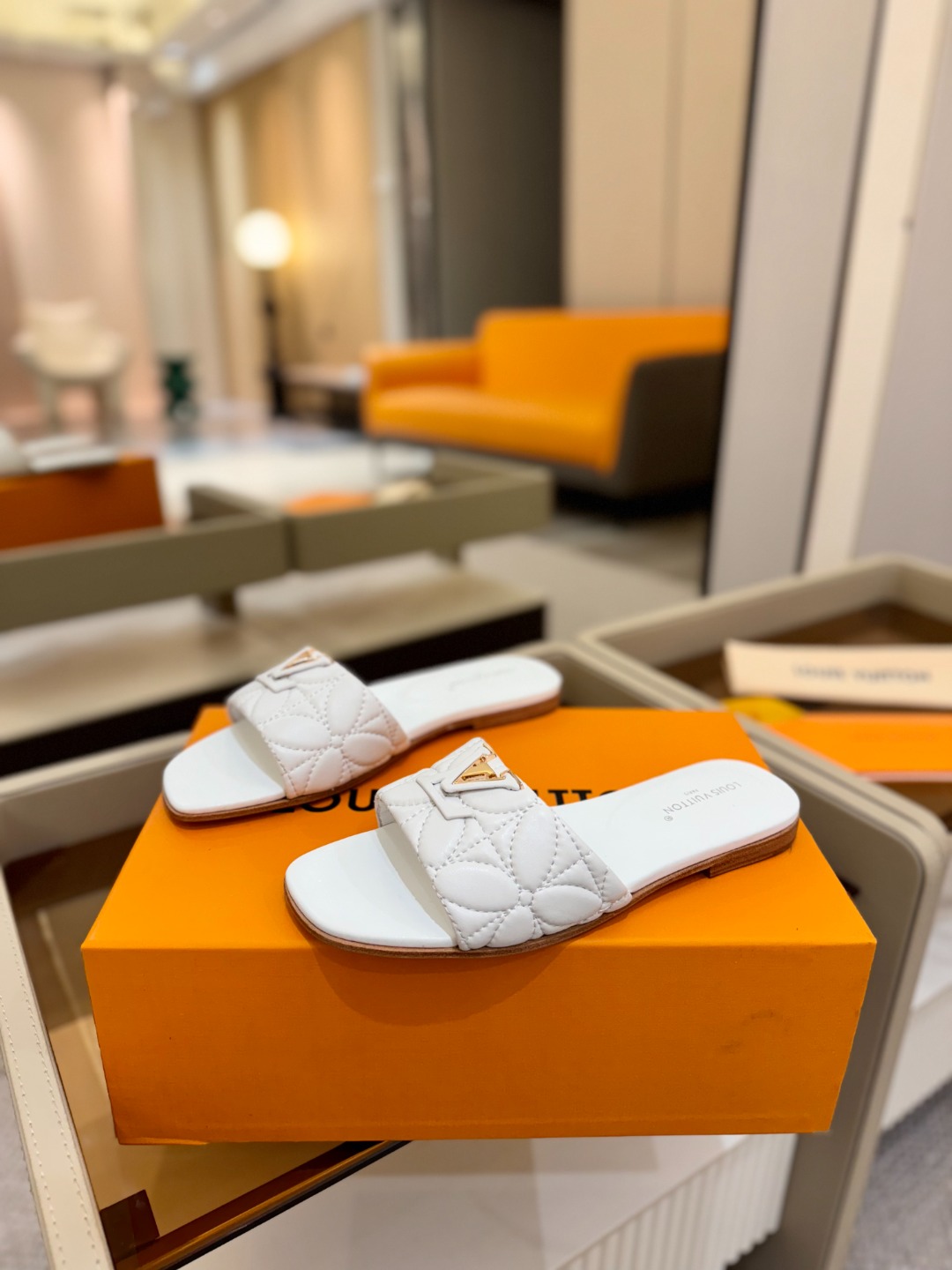 LVSHOE0705M10_3