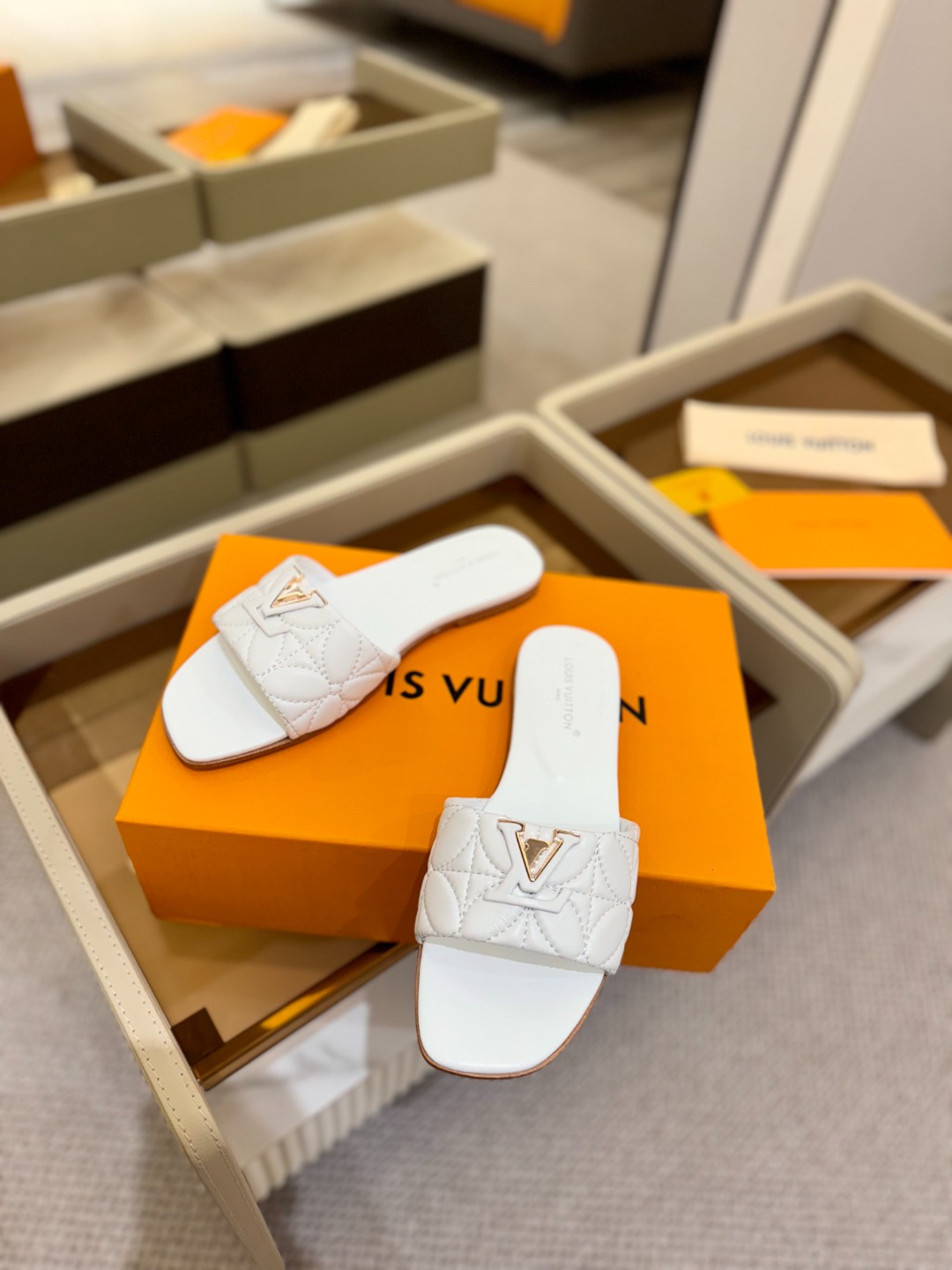 LVSHOE0705M10_5