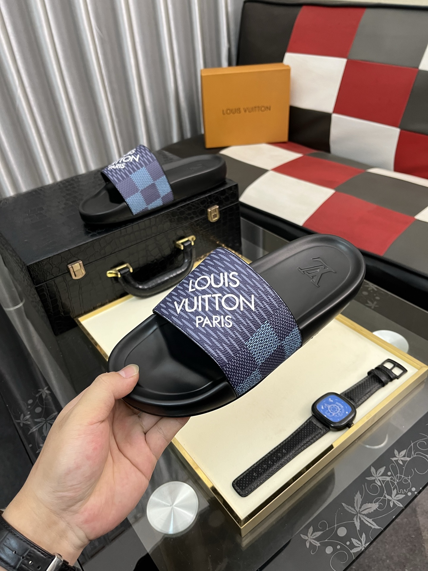 ルイヴィトン ホノルルスーパーコピー メンズ ゆったり スリッパ 柔軟 夏のシューズ  ブルー_5