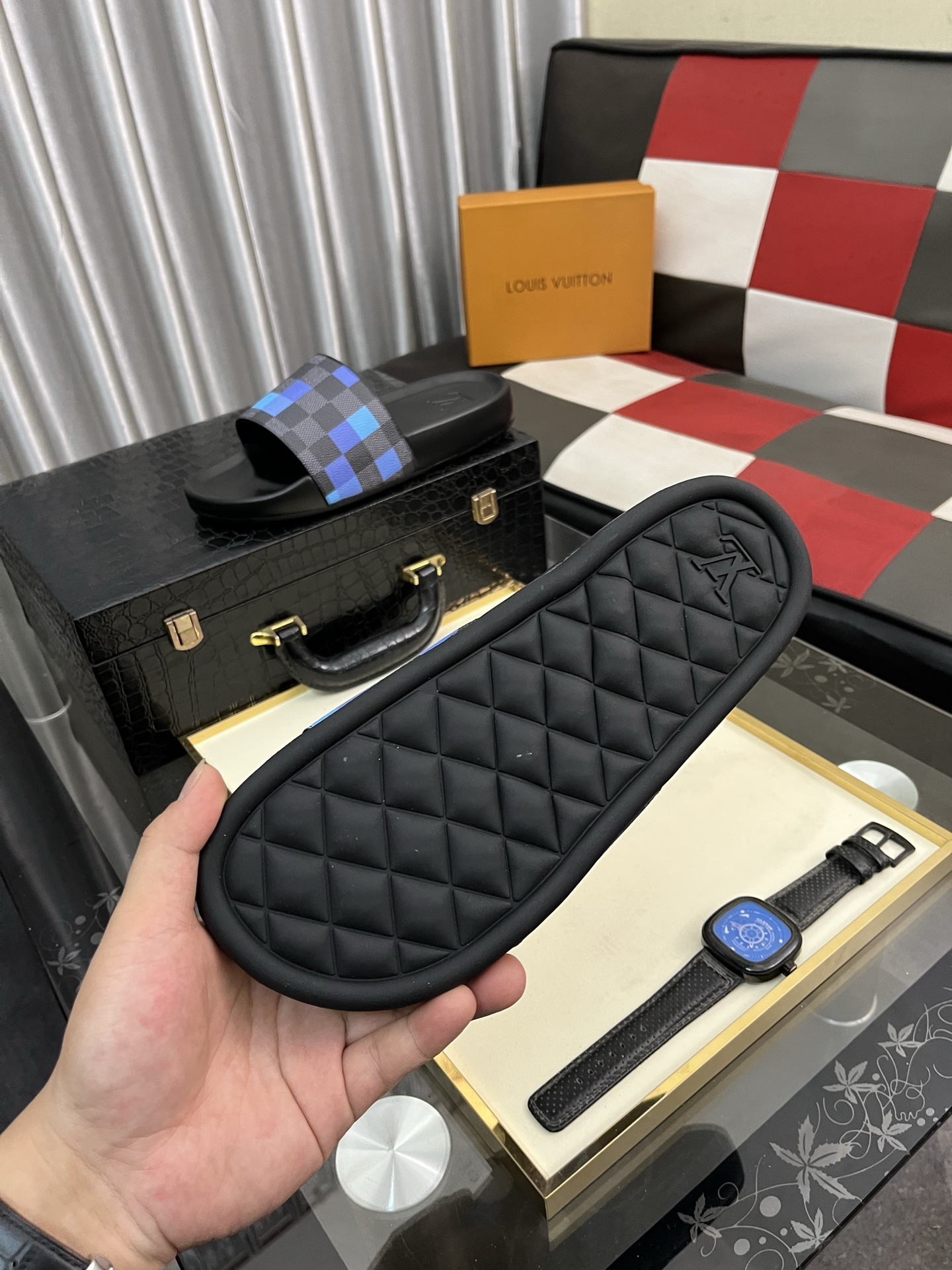 お値打ち価格 ヴィトン サンダル モノグラム偽物 人気 ゆったり スリッパ ハンサム ブルー_8