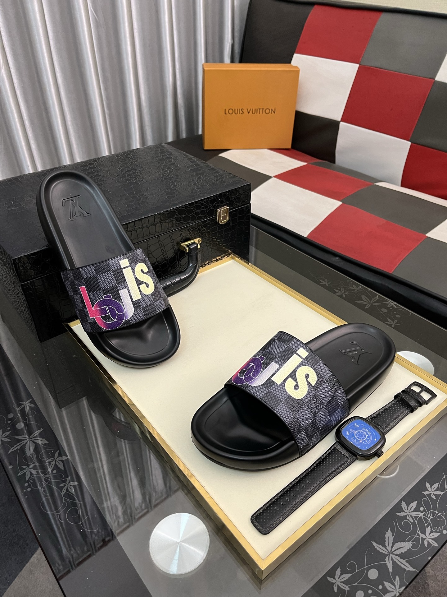 お値打ち価格 モノグラム サンダルコピー 人気 ゆったり スリッパ ハンサム ブラック_2