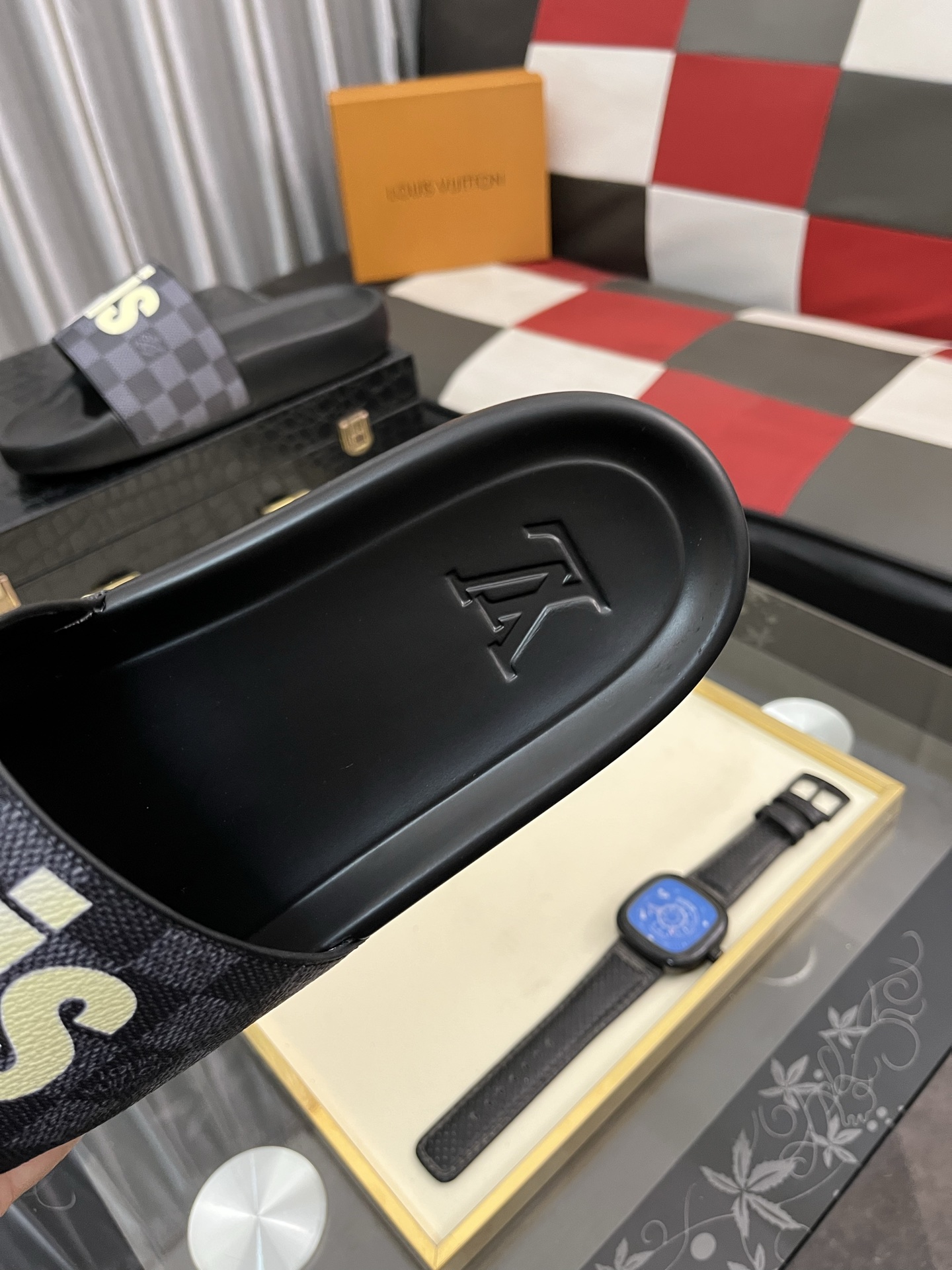 お値打ち価格 モノグラム サンダルコピー 人気 ゆったり スリッパ ハンサム ブラック_7