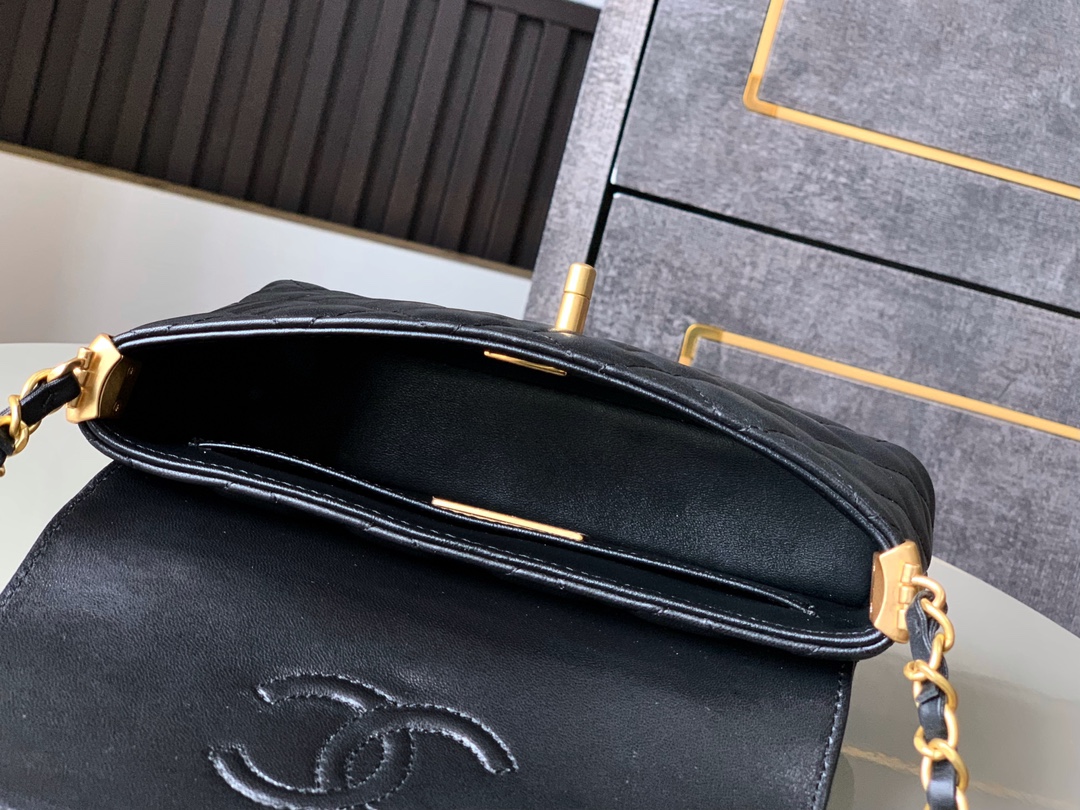 特別価格 シャネルバッグ 似合わないＮ級品 レザー 斜め掛けバッグ 本革 ブラック_4