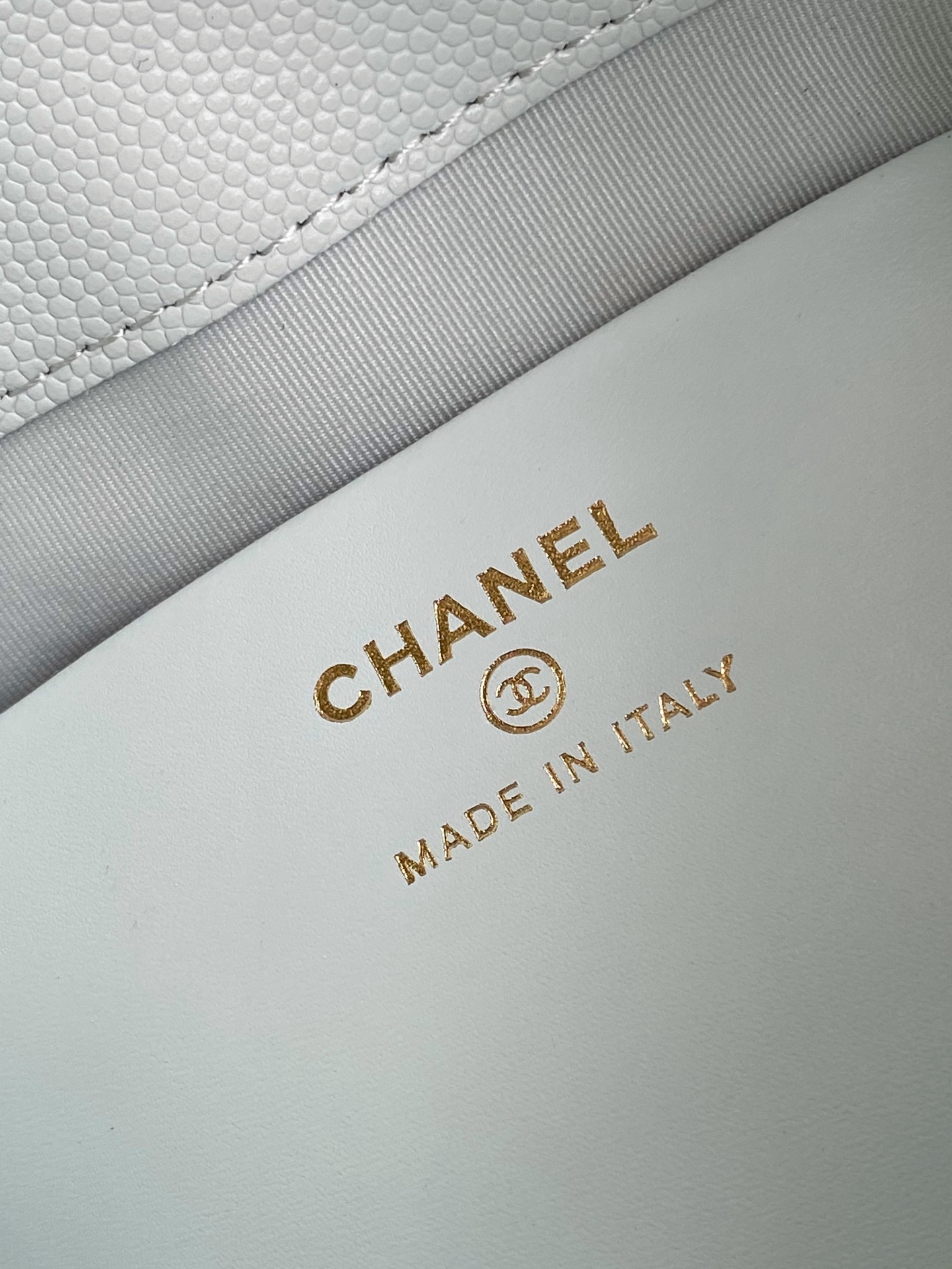 魅力 ひよん シャネルバッグコピー シンプル 優雅 ハンドバッグ 本革 AP4591 シルバー_8