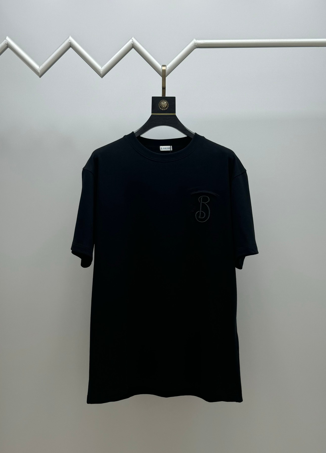 burberry 白 t シャツ偽物 シンプル 純綿Tシャツ トップス 半袖 ブラック_1