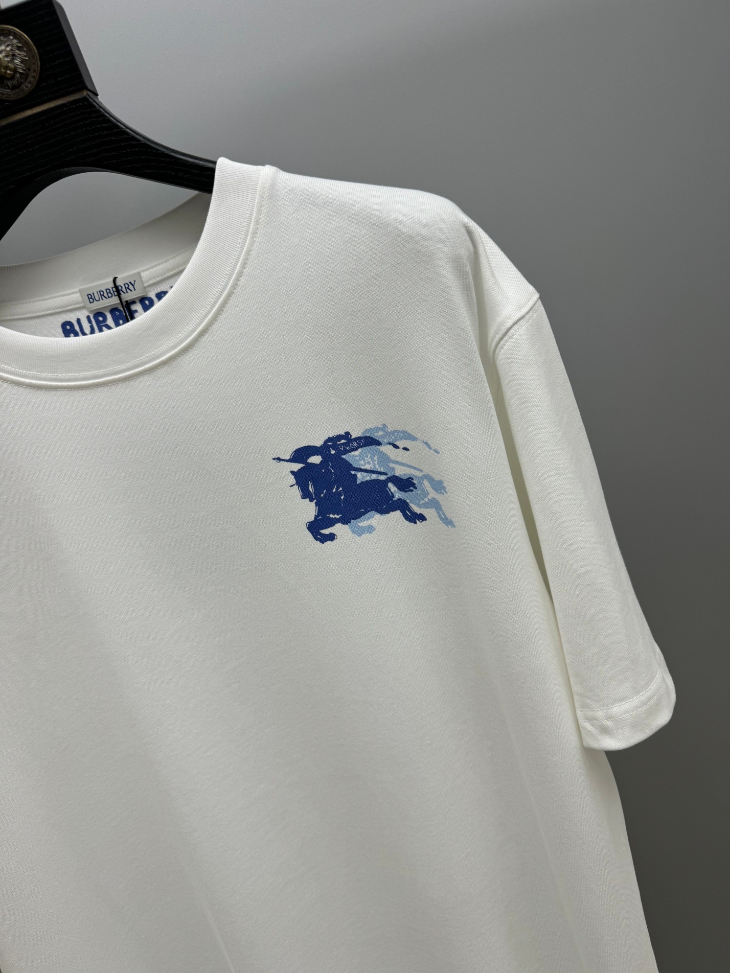シュプリーム t シャツ バーバリーコピー シンプル 純綿Tシャツ ロゴプリント トップス 半袖 ホワイト_4
