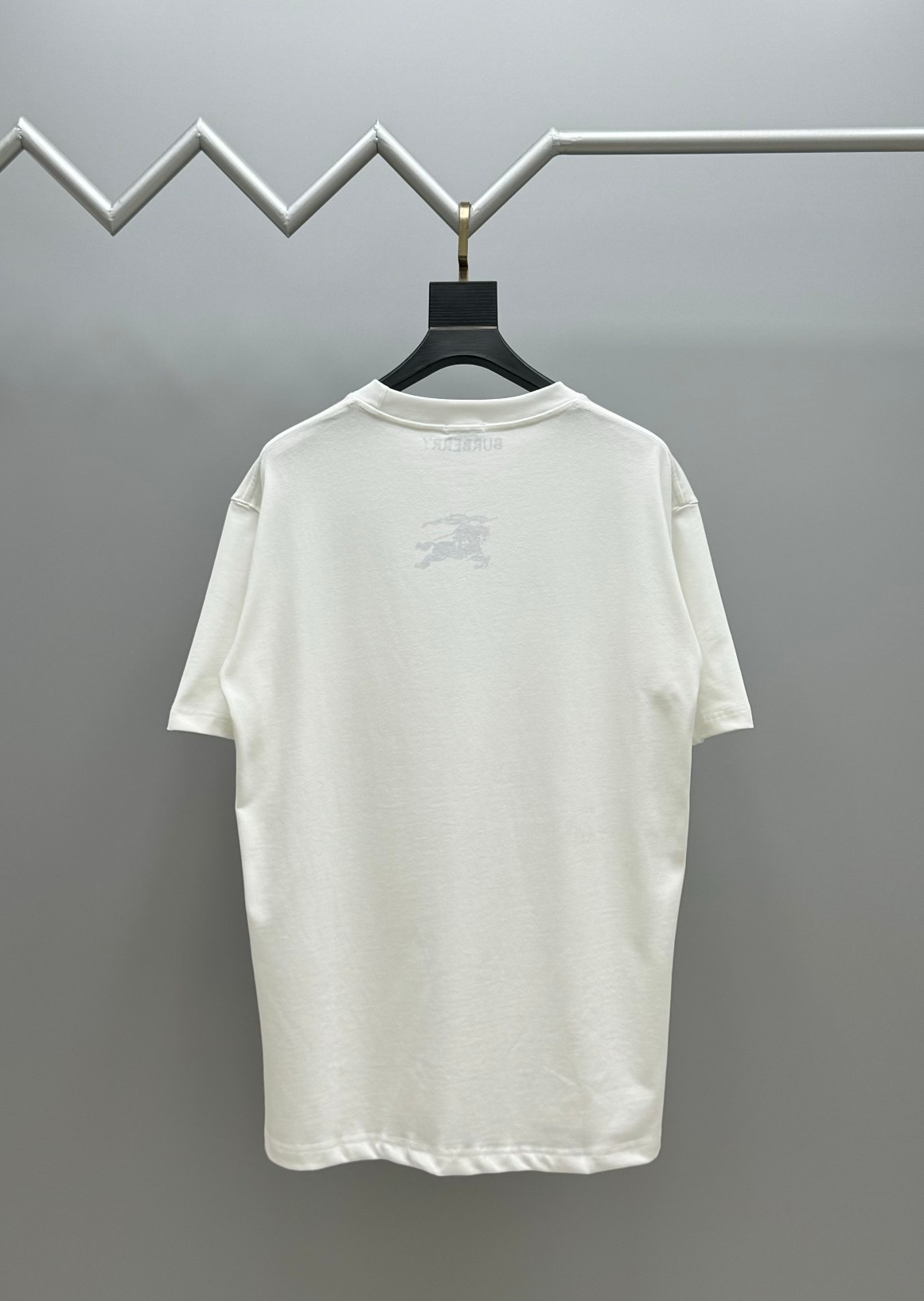 シュプリーム t シャツ バーバリーコピー シンプル 純綿Tシャツ ロゴプリント トップス 半袖 ホワイト_6