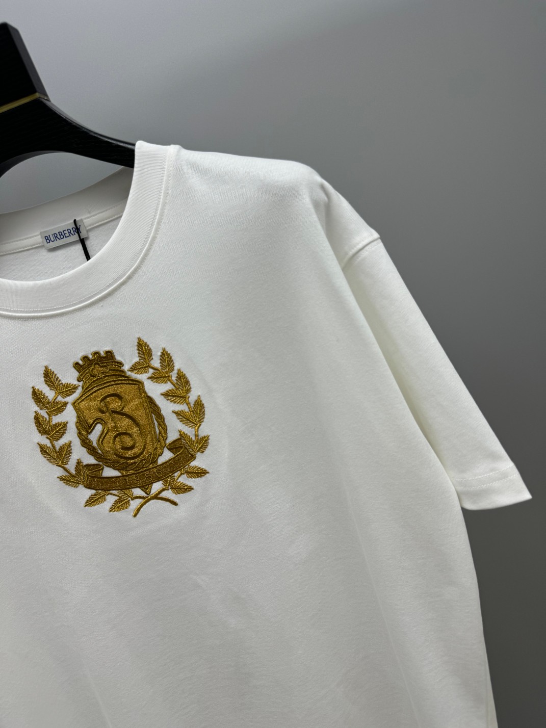 supreme バーバリー t シャツ 定価偽物 シンプル 純綿Tシャツ 男女兼用 トップス 短袖 ホワイト_4