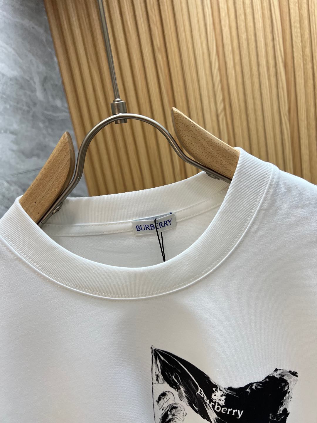 t シャツ バーバリー メンズ偽物 抗菌防臭 シンプル 純綿Tシャツ 男女兼用 トップス 短袖 ホワイト_4