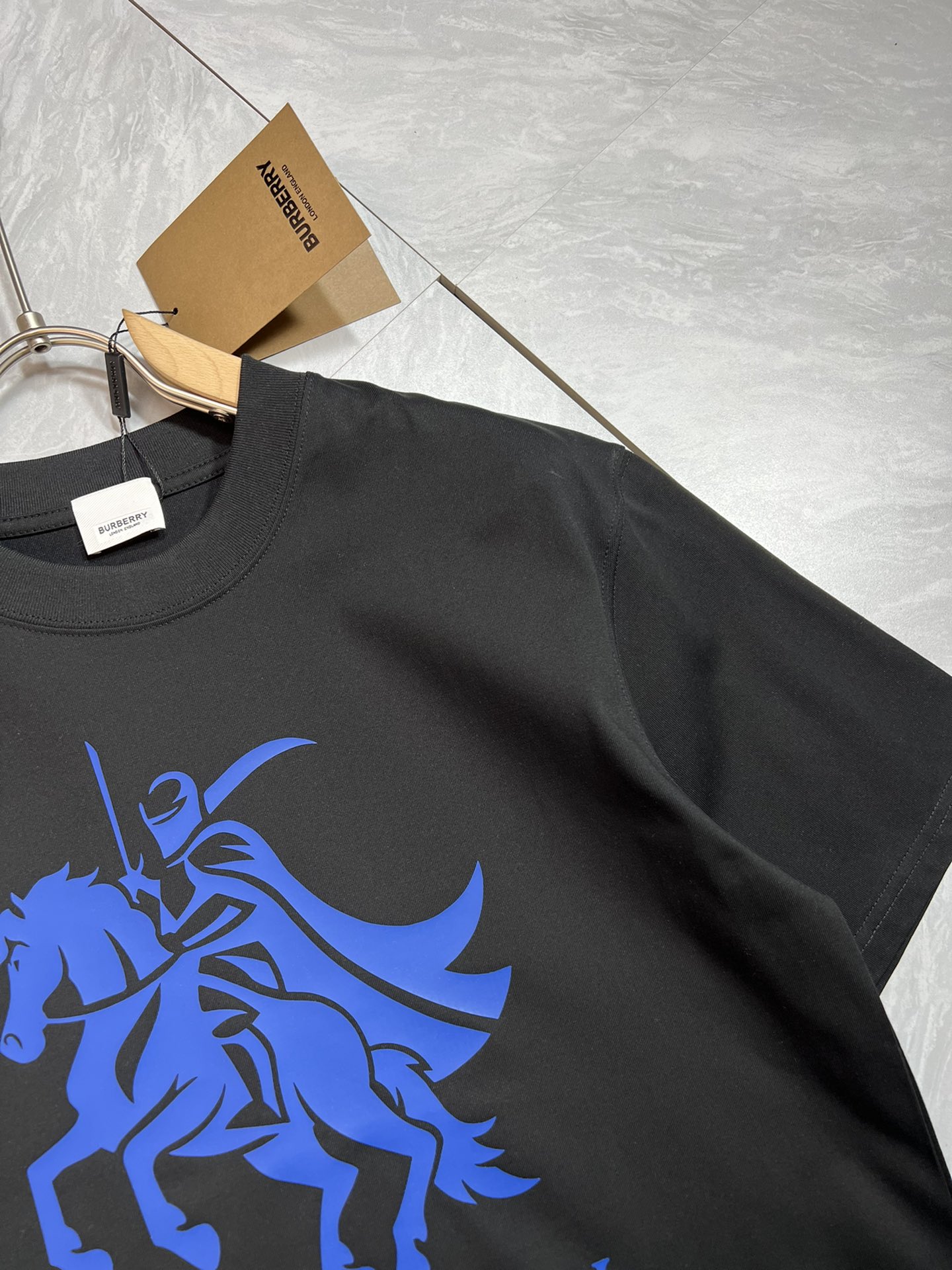 t シャツ メンズ バーバリーコピー 純綿Tシャツ 柔らかい 男女兼用 トップス 短袖 ブラック_6