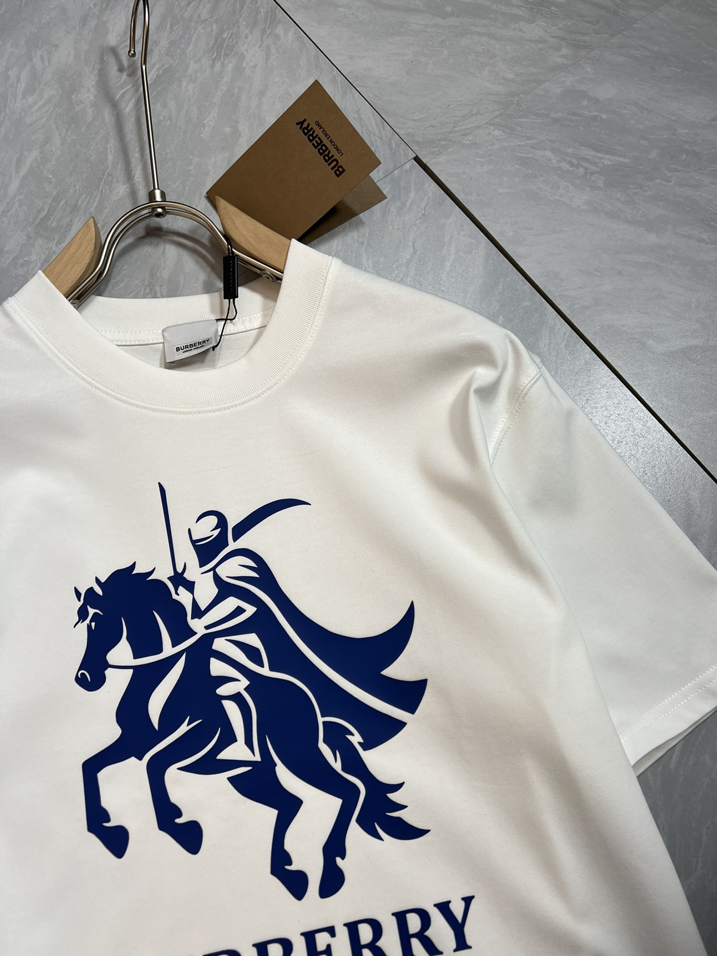 キッズ バーバリー t シャツスーパーコピー 純綿Tシャツ 柔らかい 男女兼用 トップス 短袖 ホワイト_5