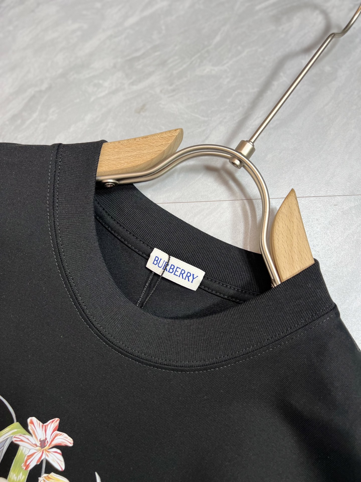 びっくりした価格 バーバリー t シャツ テテコピー 純綿 柔らかい 男女兼用 トップス 短袖 ブラック_4