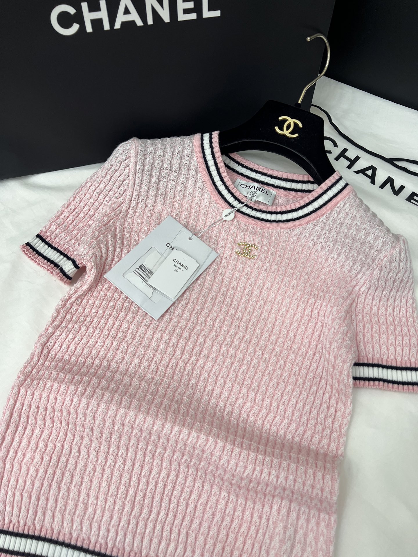 chanel ティー シャツ激安通販 ニット 優雅レディ トップス 半袖 ゆったり 高級感 ピンク_3