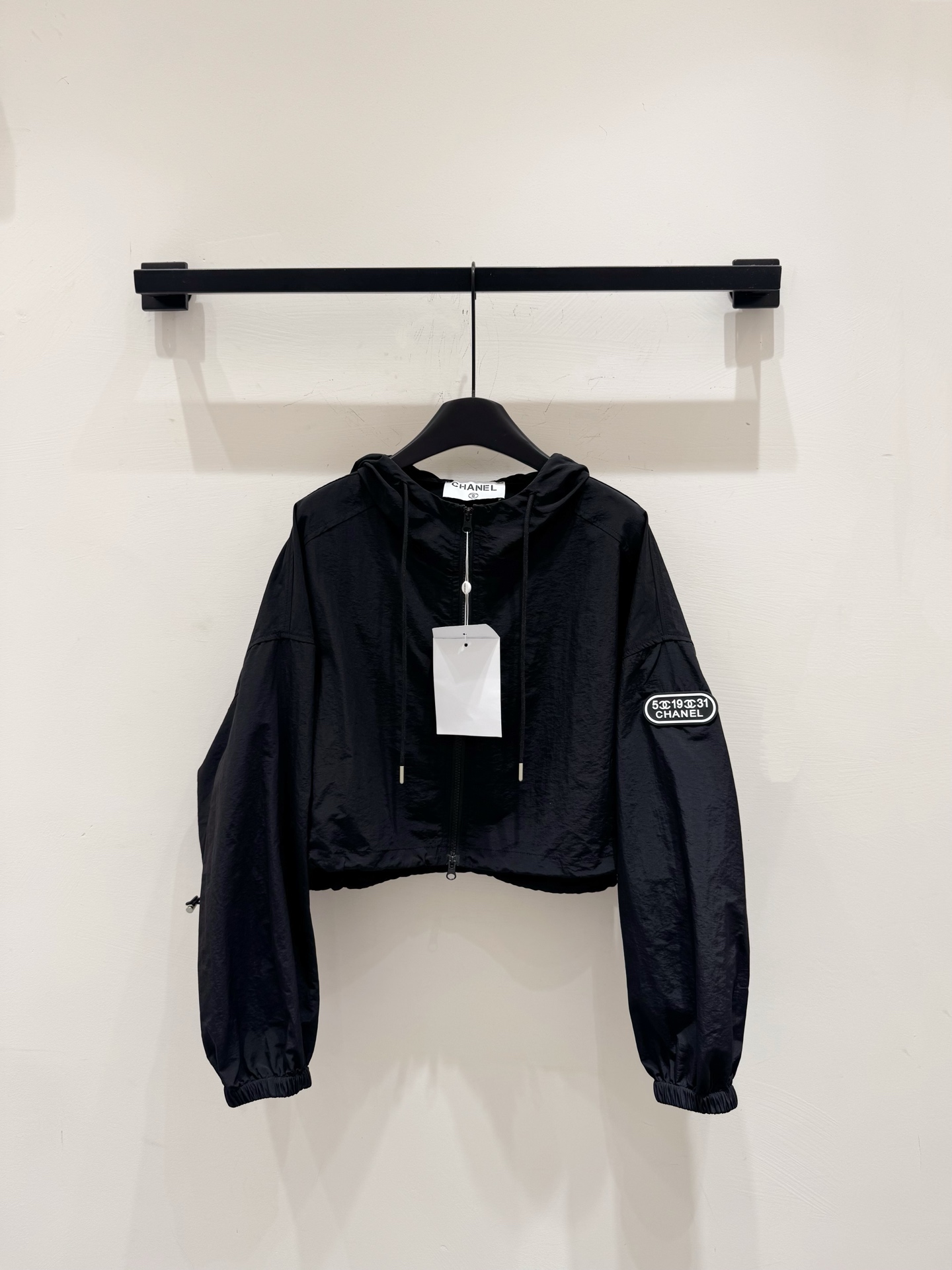 chanel ツイード ジャケット偽物 トップス アウター 軽量 日焼け止め フード付き ブラック_1