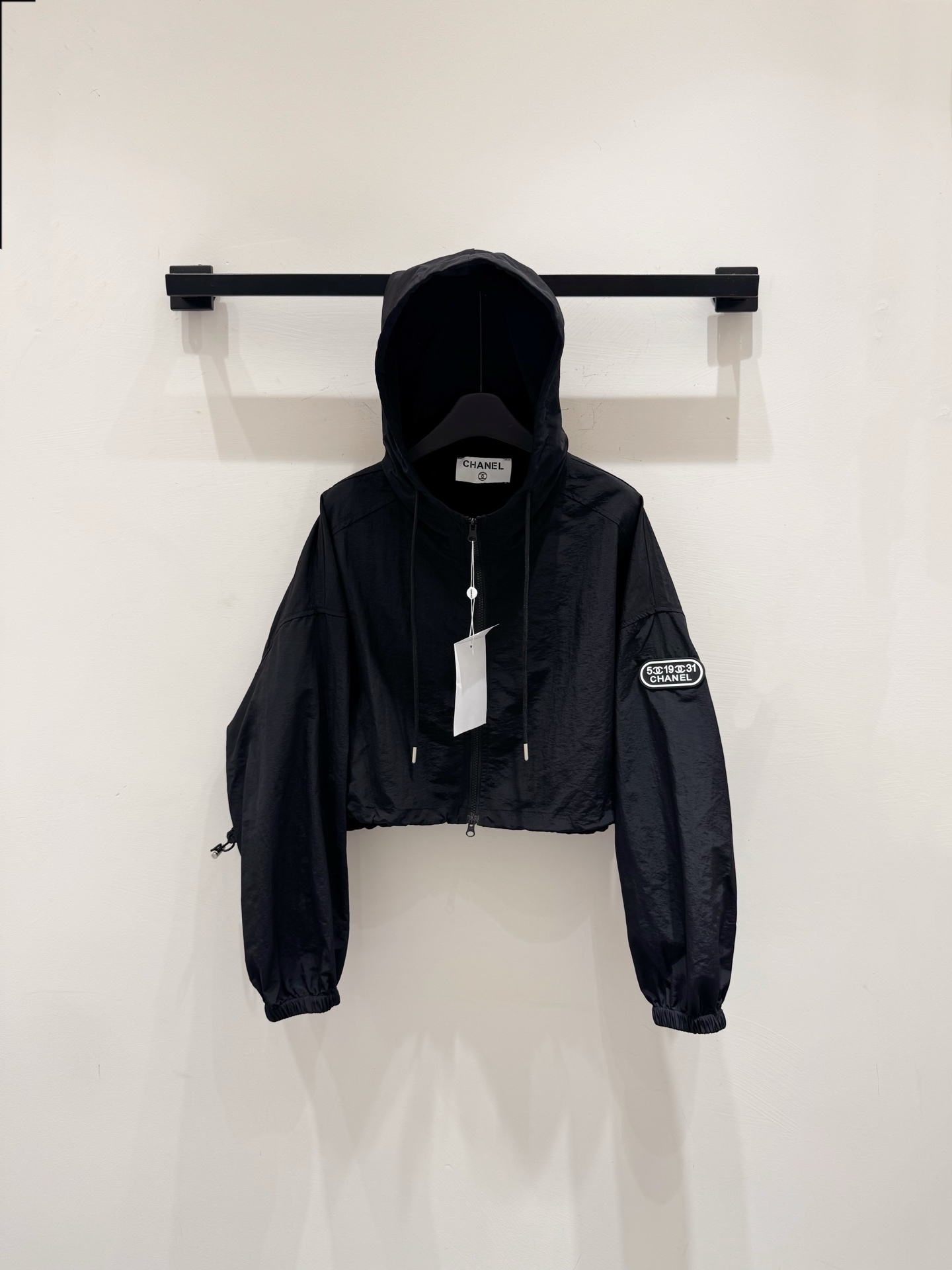 chanel ツイード ジャケット偽物 トップス アウター 軽量 日焼け止め フード付き ブラック_2