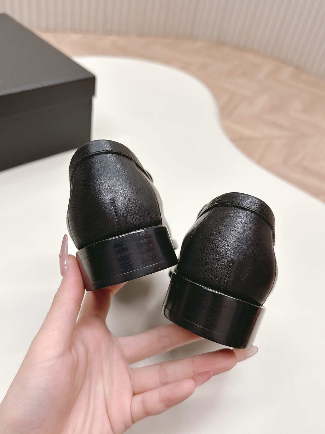 シャネルシューズ値段コピー ファッション 通勤 ビジネス 柔らかい モカシン ブラック_8