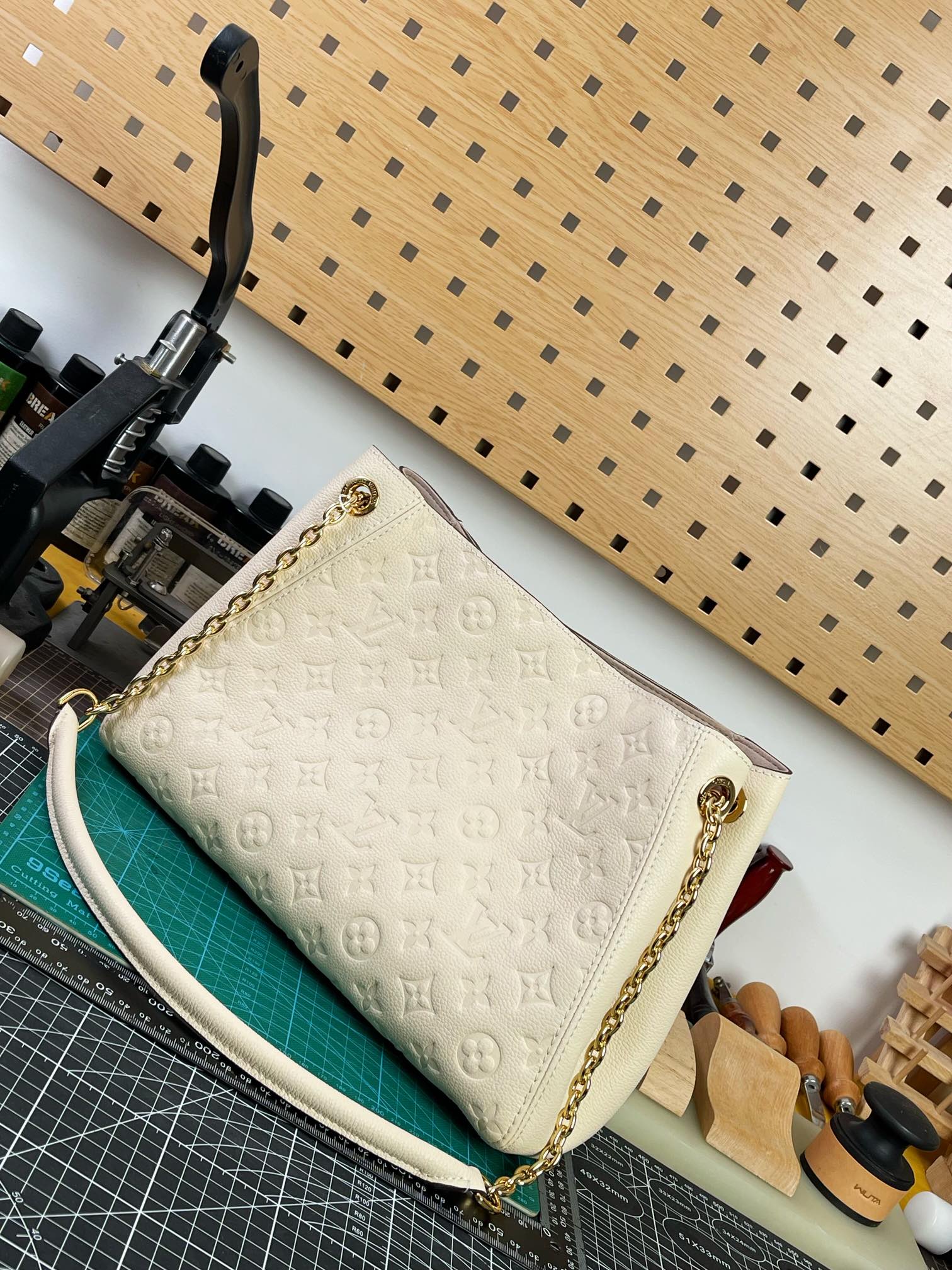 LV お洒落！ヴィトン バッグ イメージスーパーコピー ハンドバッグ 本革 レザー M14659 ホワイト_2