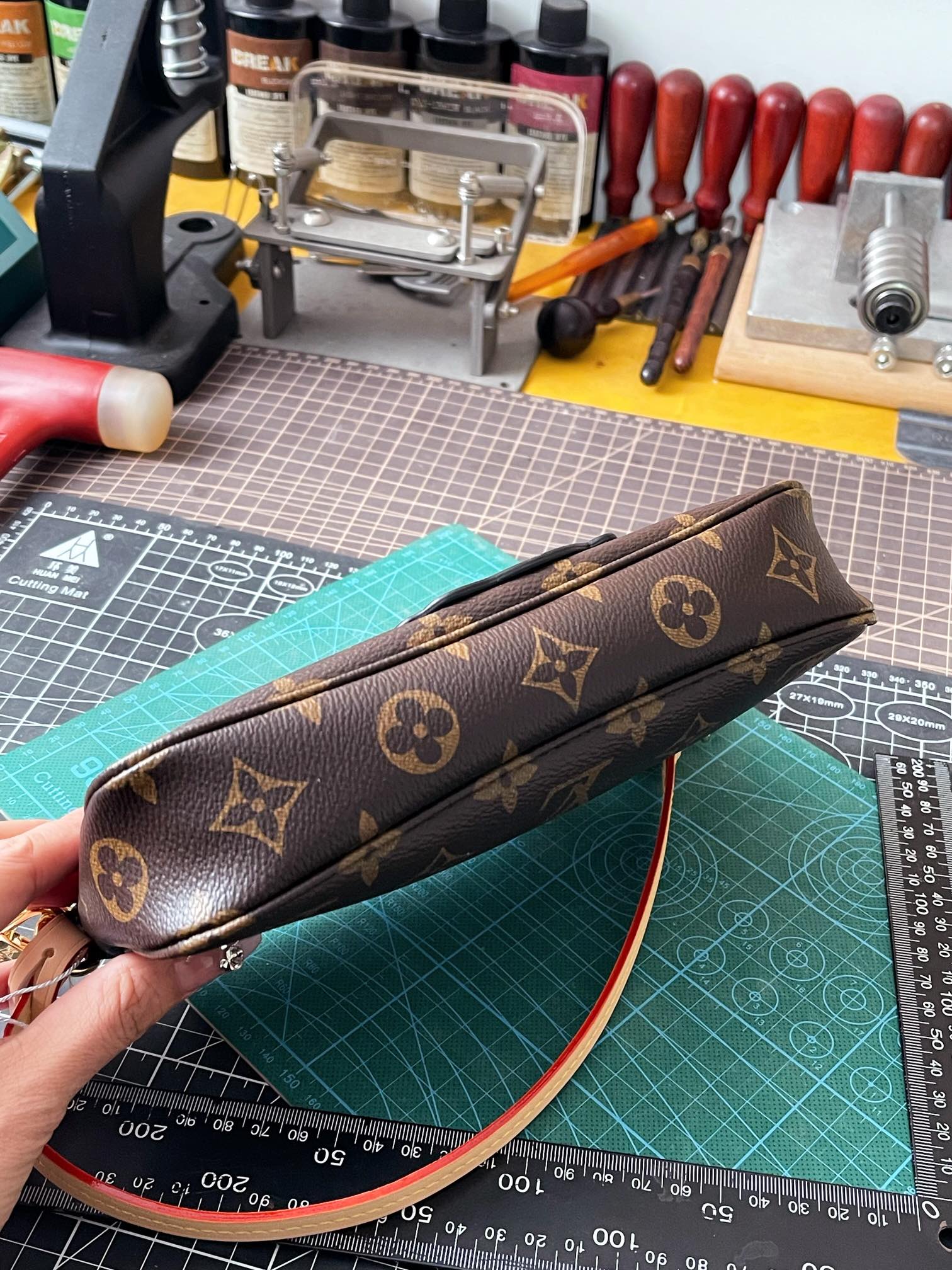 LV お手頃価格でヴィトンバックインバック偽物 ハンドバッグ 本革 レザー M13440 ブラウン_3