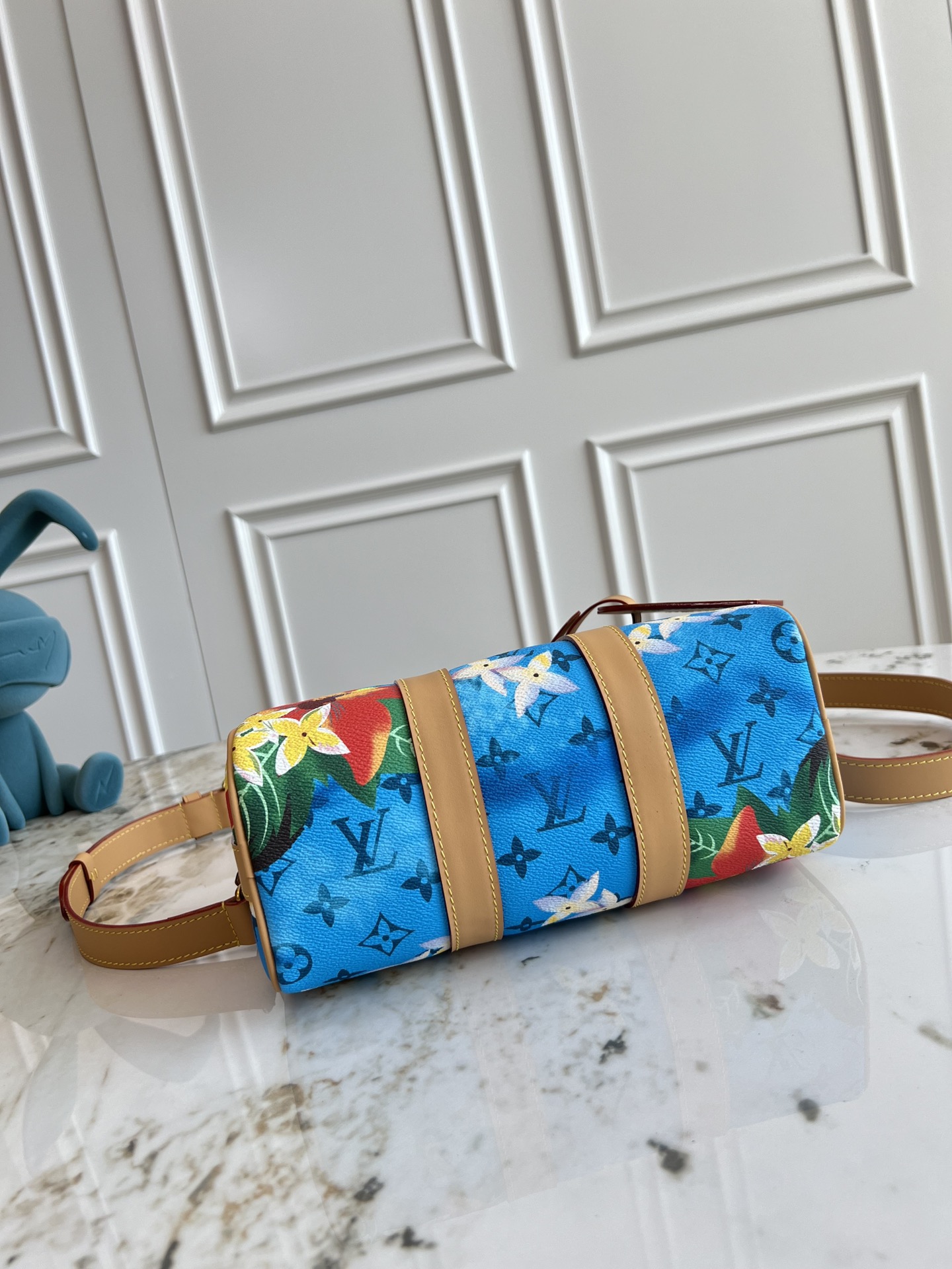 LV ルイヴィトンバッグ 買取スーパーコピー ハンドバッグ 本革  斜め掛け カラフル 芸術 ブルー_4