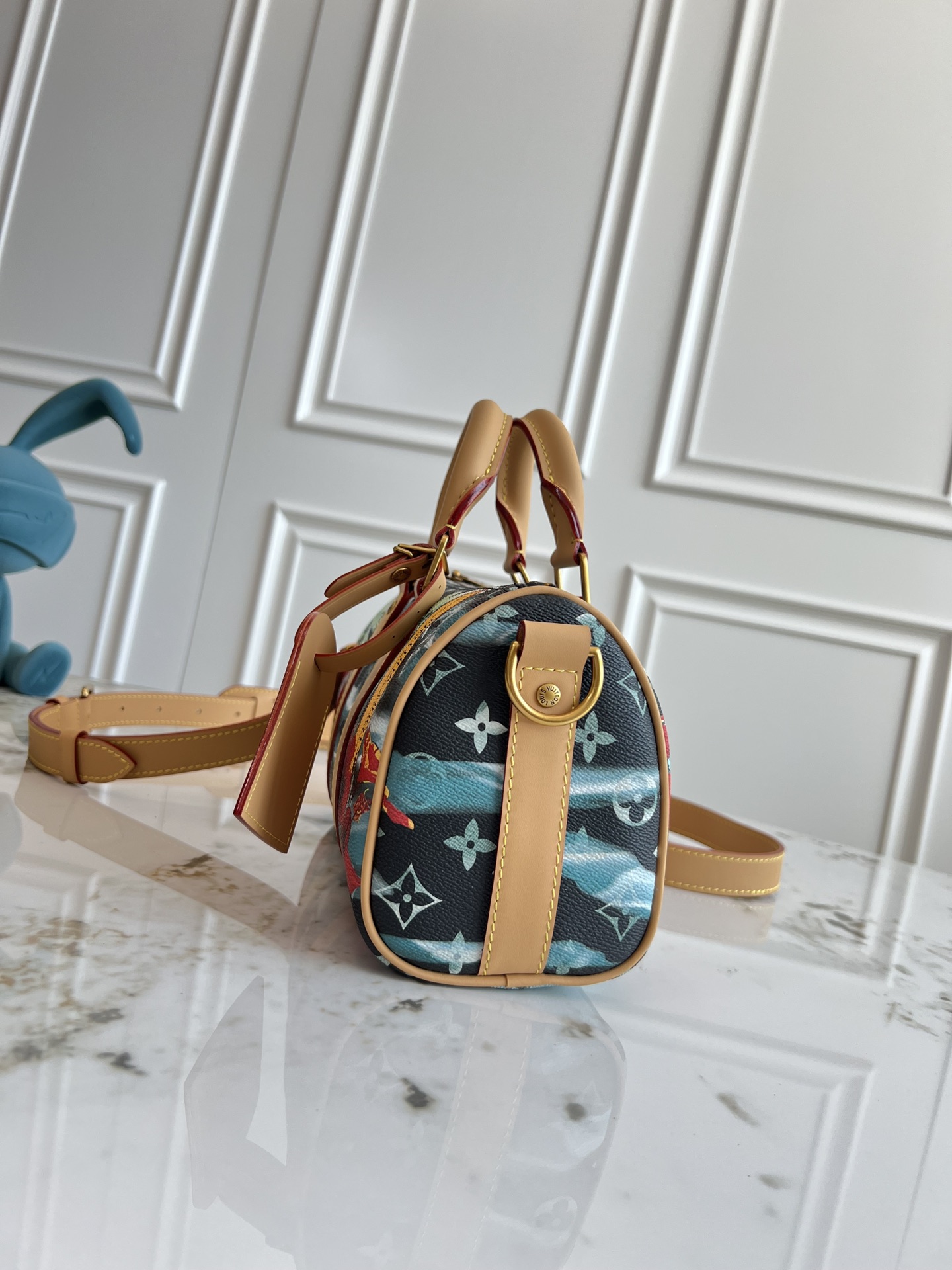 LV ルイヴィトンバッグ カプシーヌ偽物 ハンドバッグ 本革  斜め掛け カラフル 芸術 ブラック_2