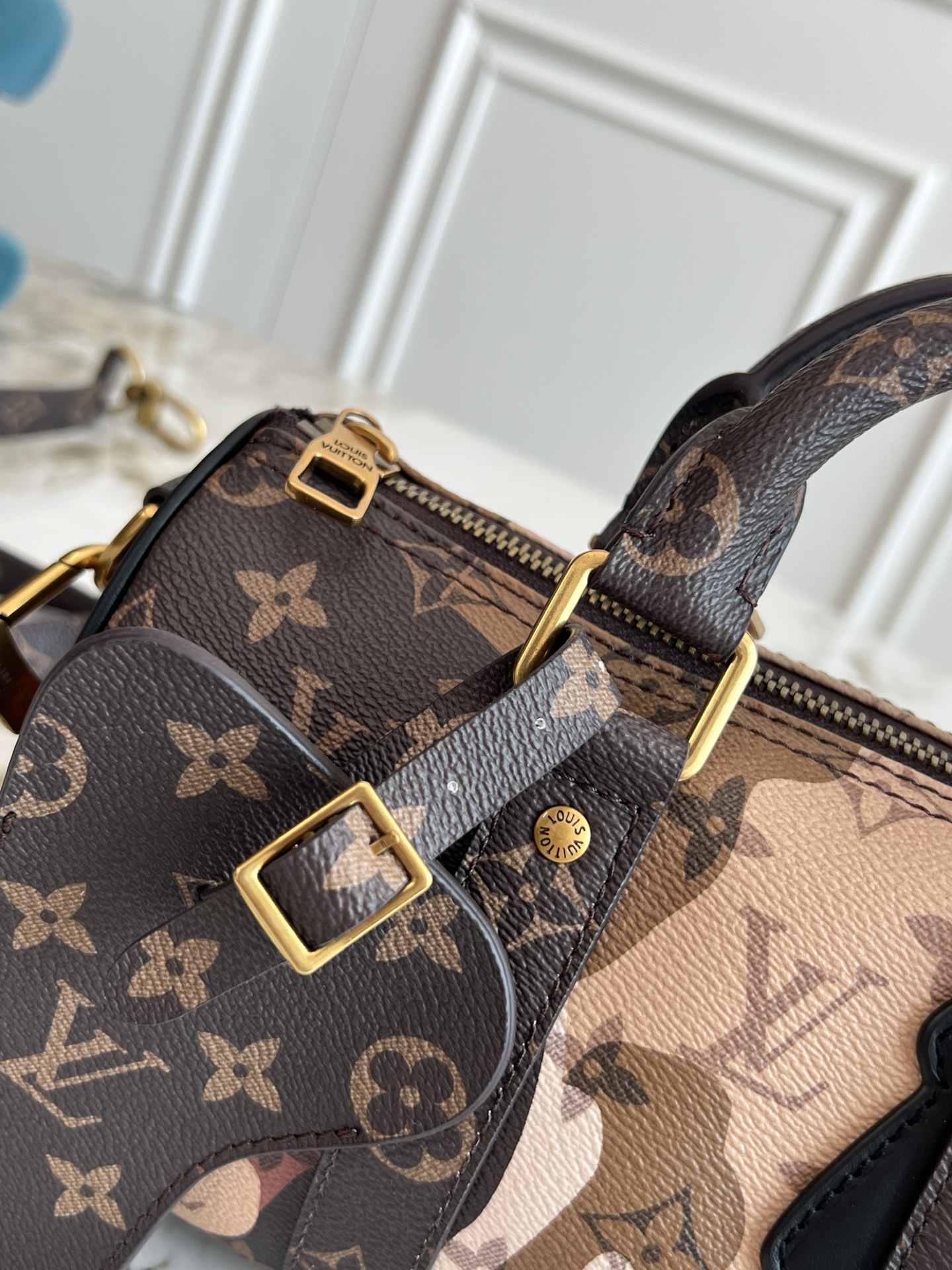 LV ルイヴィトンバッグ カビ取りコピー ハンドバッグ 本革  斜め掛け カラフル 芸術感 ブラック_6