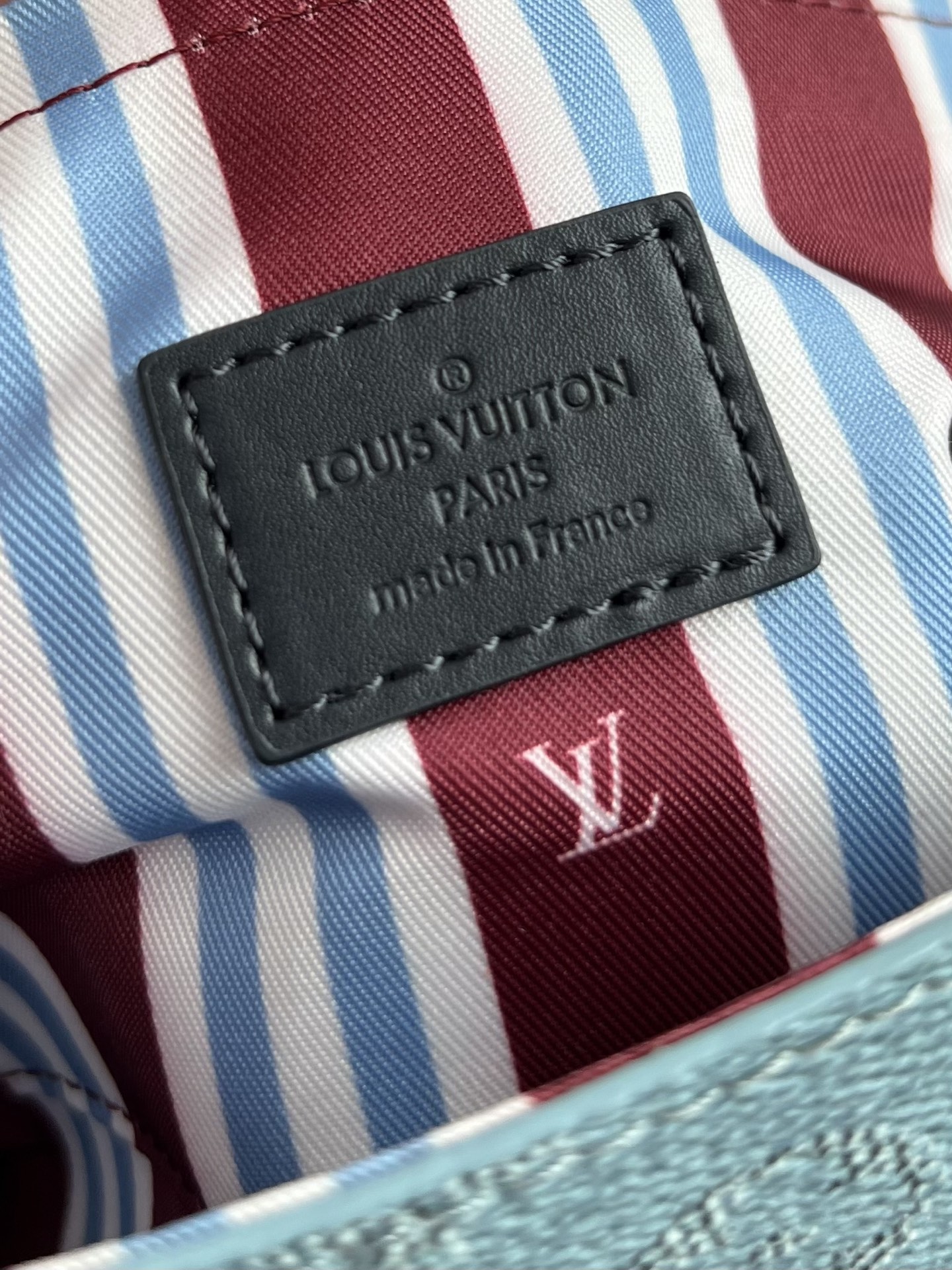 LV ルイヴィトンカバン黒コピー 本革  斜め掛けバッグ 柔らかい ブルー_10