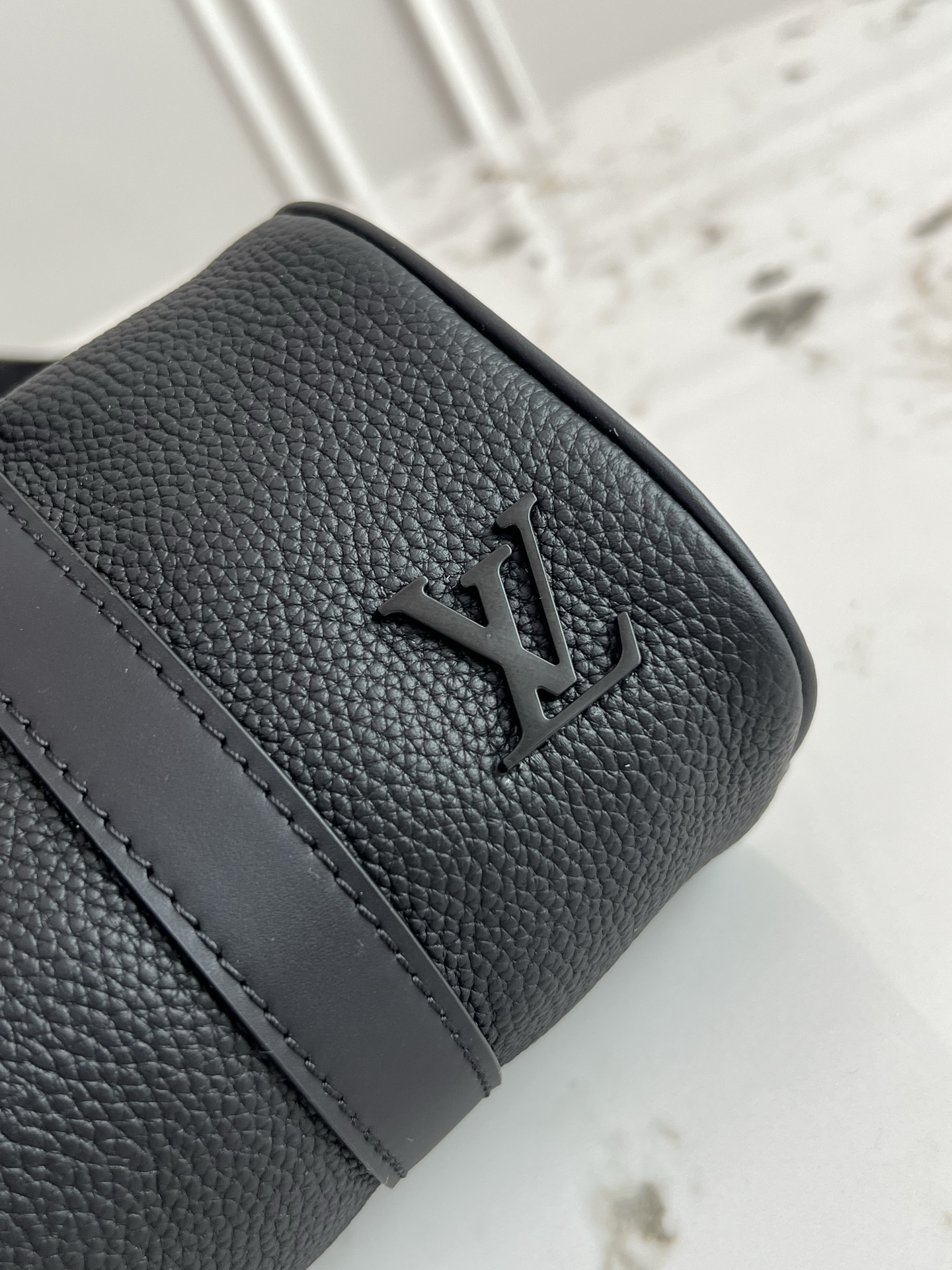 LV ヴィトン バッグ 綺麗にする偽物 本革 旅行 ハンドバッグ 柔らかい ブラック_4