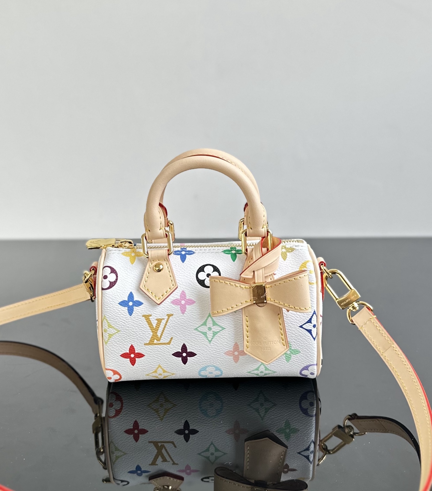 LV ルイヴィトンバッグ クリーニングコピー 本革 ミニ ハンドバッグ 優雅 柔らかい ホワイト_3