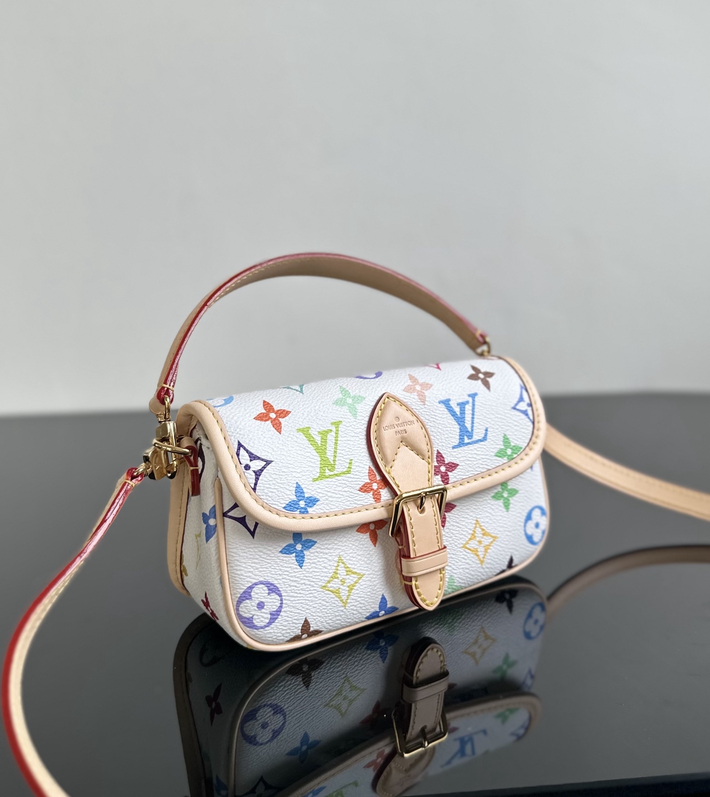 LV ルイヴィトンバッグ 草間彌生スーパーコピー 斜め掛け ハンドバッグ 優雅 柔らかい ホワイト_2