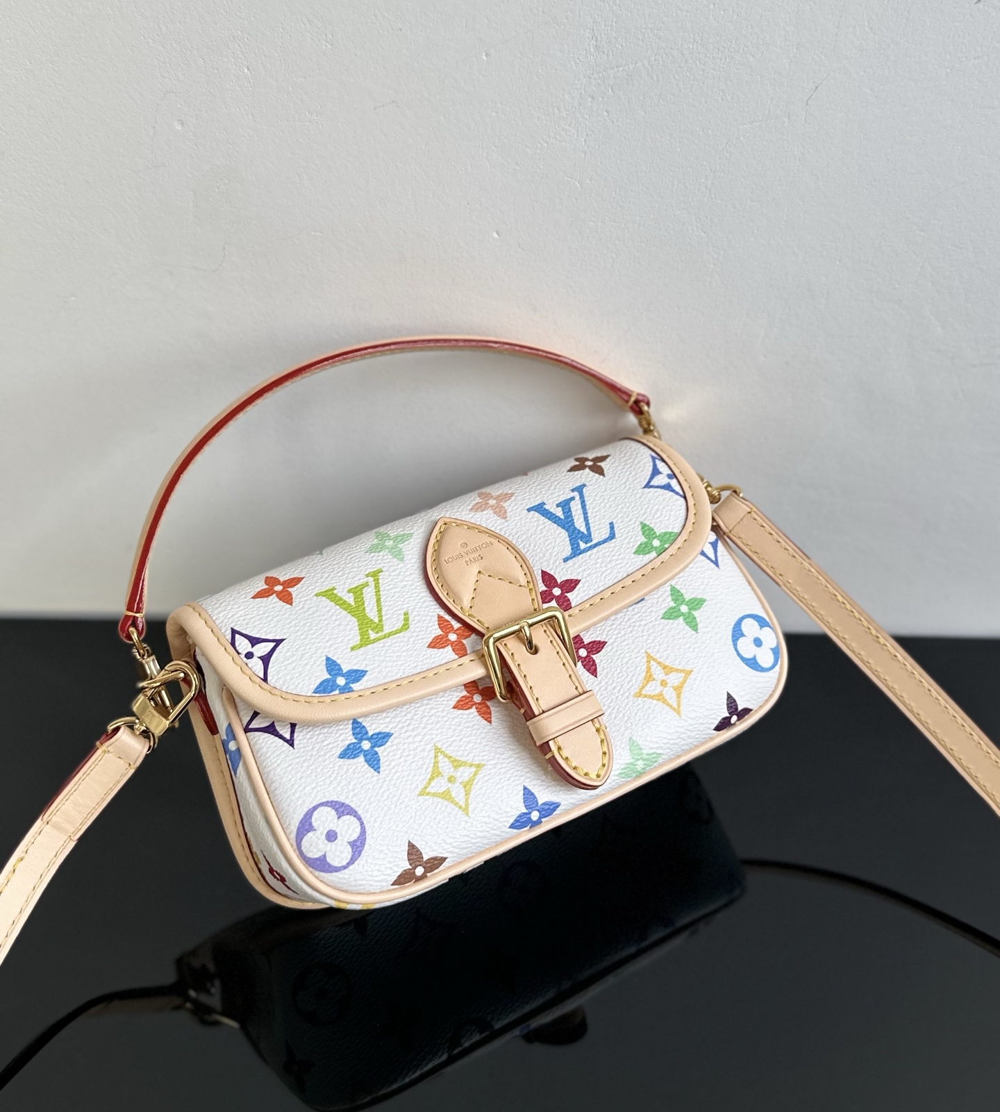 LV ルイヴィトンバッグ 草間彌生スーパーコピー 斜め掛け ハンドバッグ 優雅 柔らかい ホワイト_6