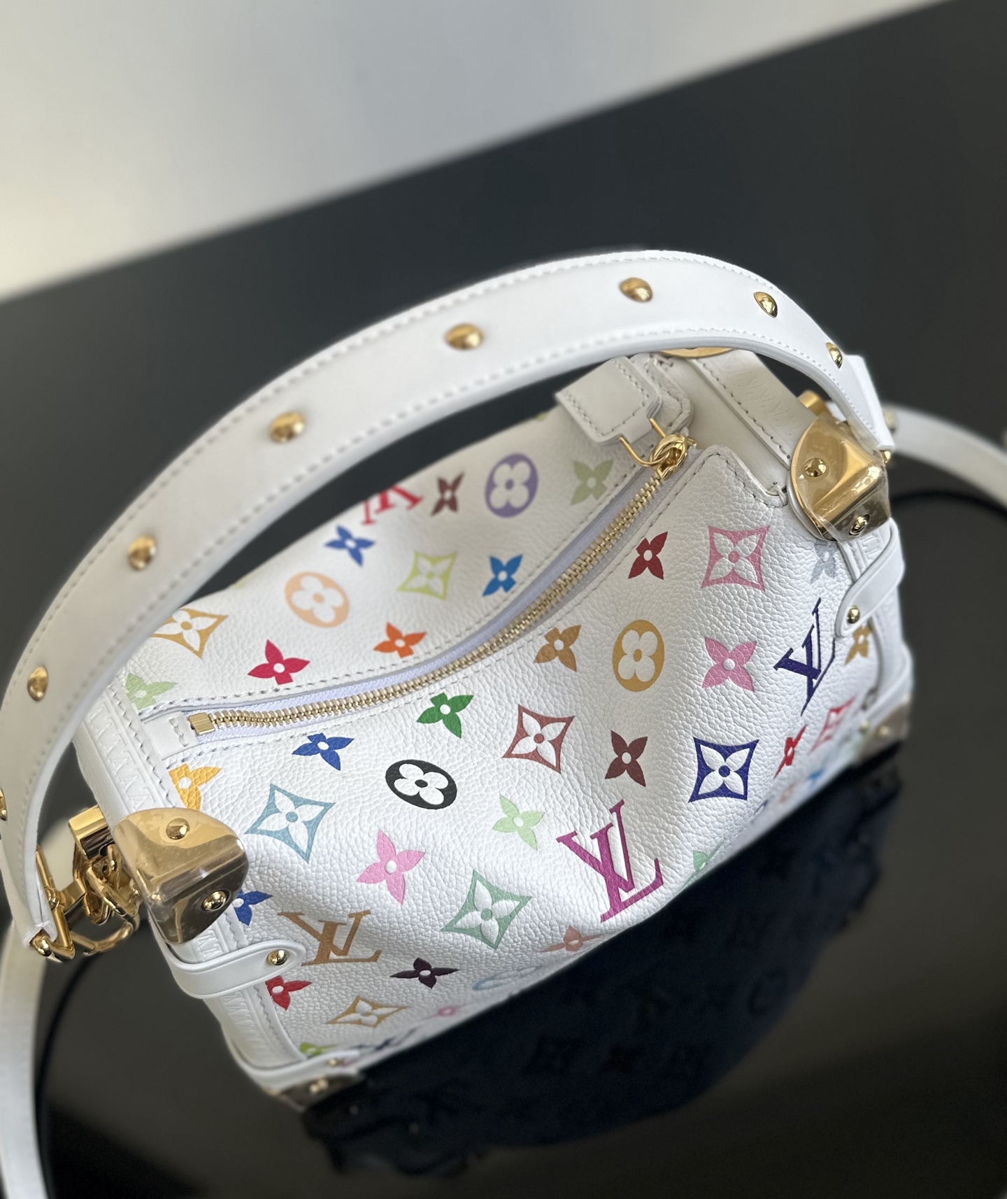 LV 可愛い ルイヴィトン バック 臭いスーパーコピー レザー 優雅レディ ハンドバッグ 柔軟 ホワイト_5