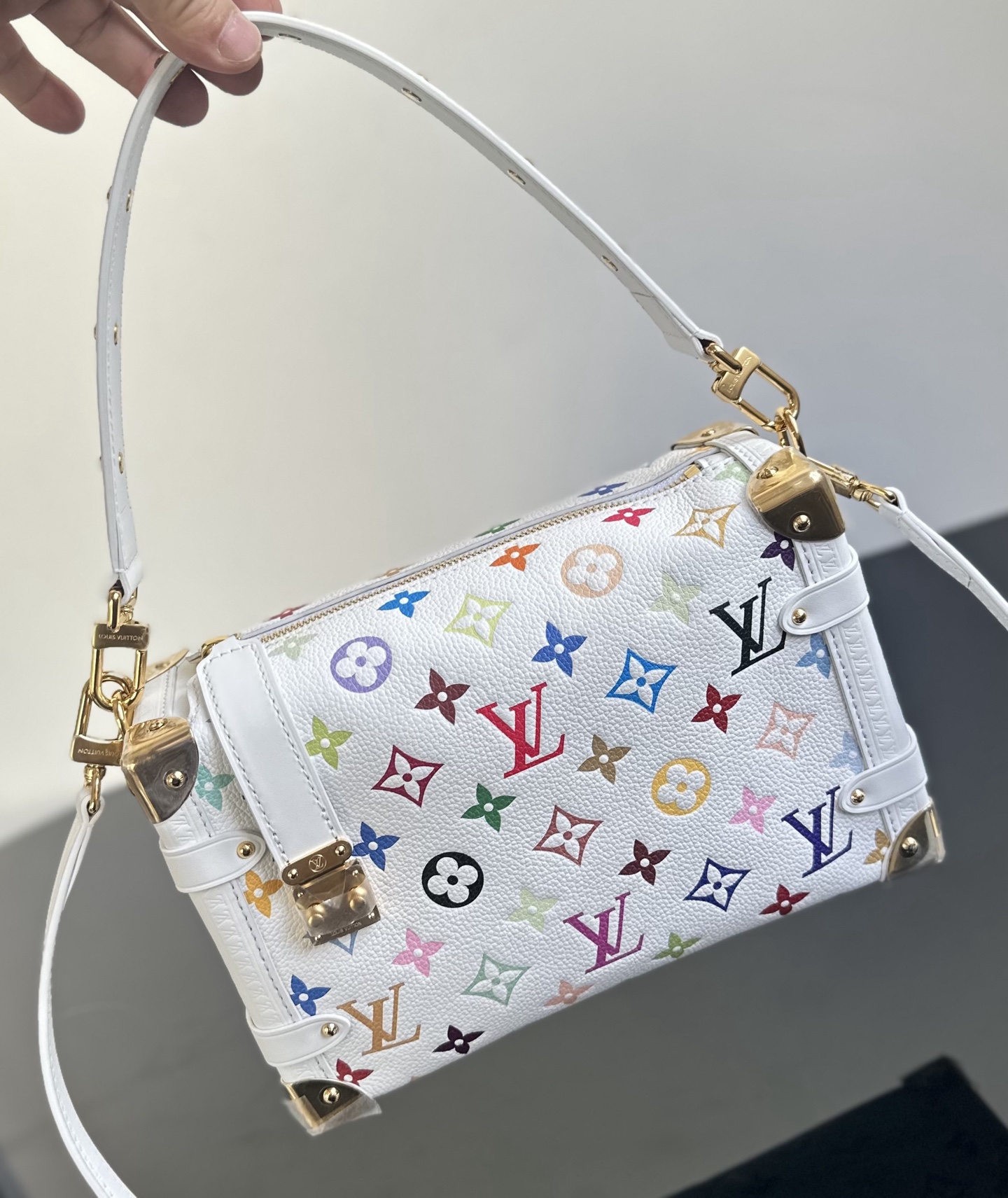 LV 可愛い ルイヴィトン バック 臭いスーパーコピー レザー 優雅レディ ハンドバッグ 柔軟 ホワイト_8