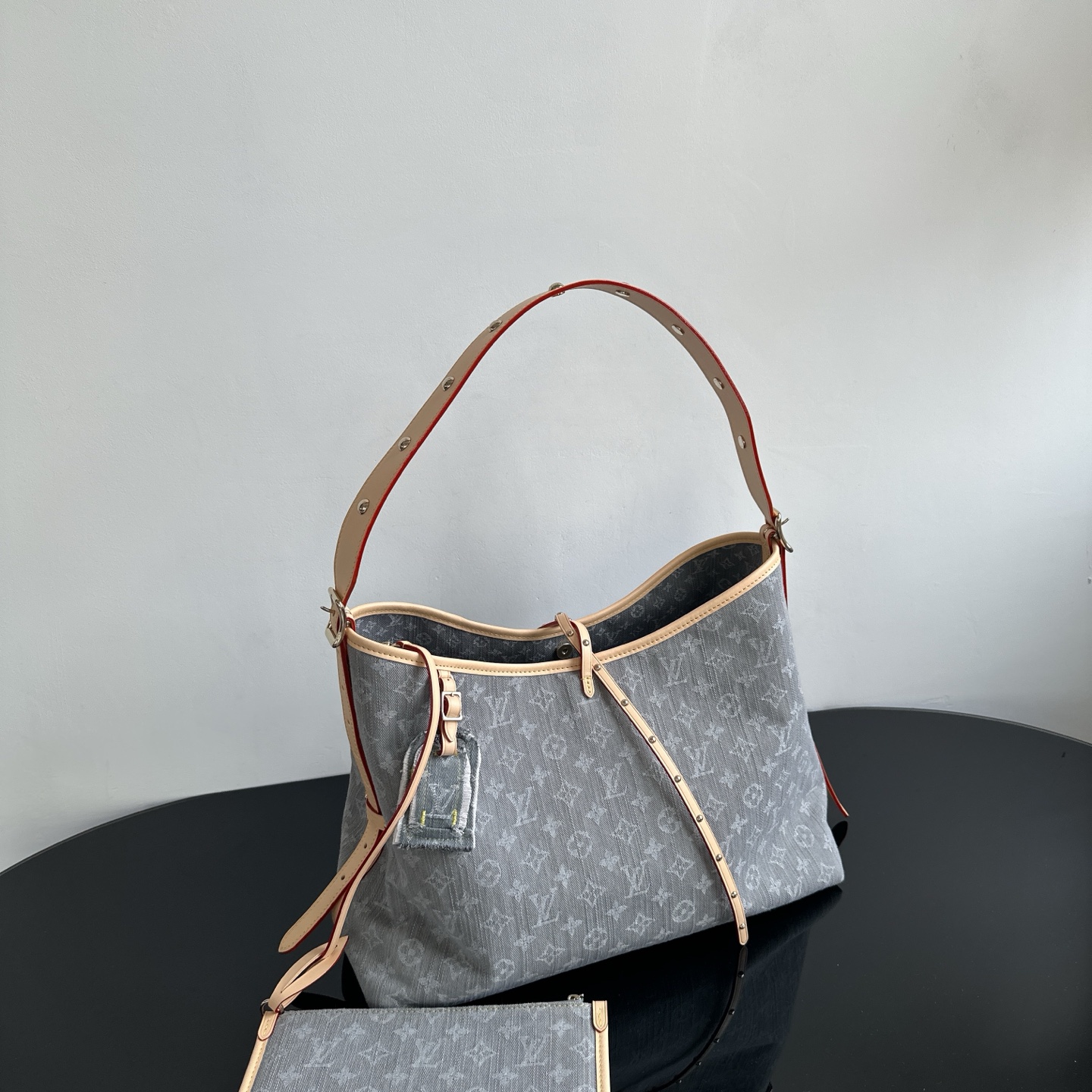 LV ヴィトン バッグ 黒コピー レザー 優雅レディ 柔軟 ハンドバッグ グレー_1