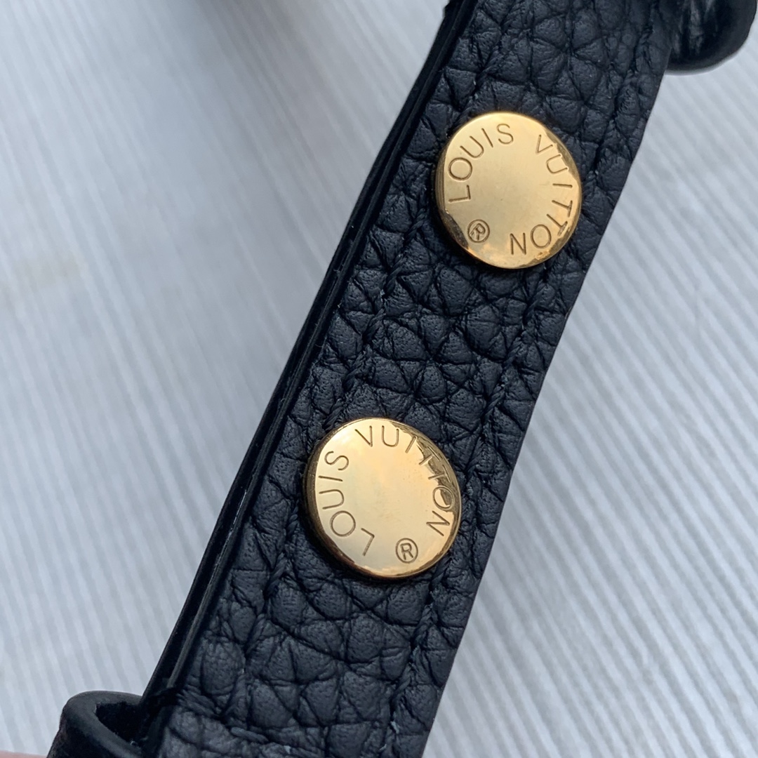 LV ルイヴィトンバッグ シリアルナンバーコピー M57090 優雅レディ 柔軟 ハンドバッグ 斜め掛け ブラック_5