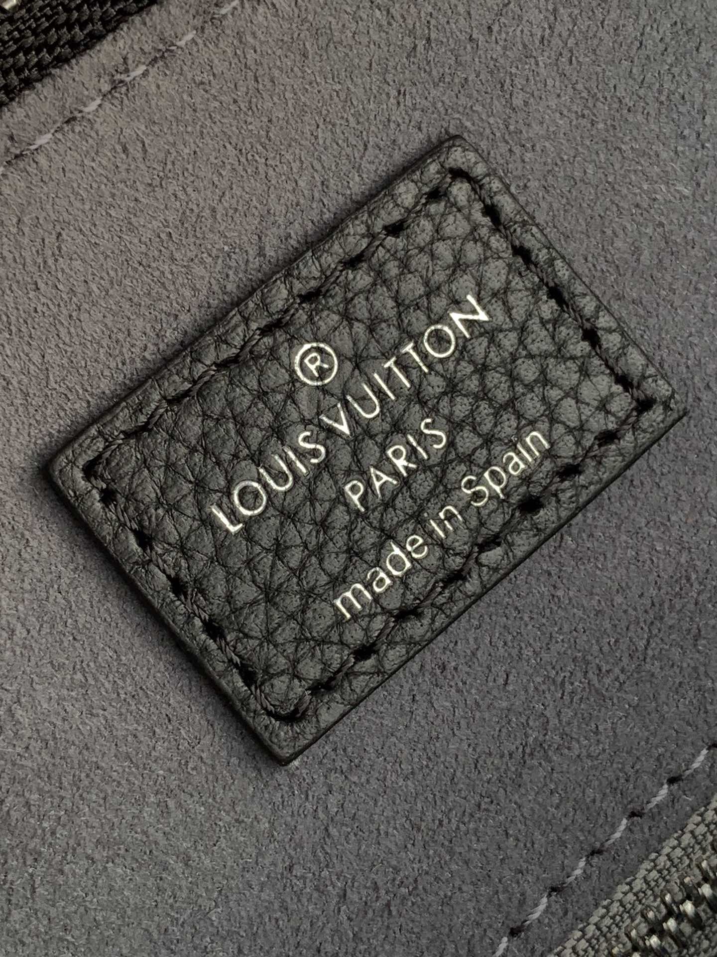 LV ルイヴィトンバッグ スピーディ偽物 M56073 優雅レディ 柔軟 ハンドバッグ 斜め掛け ブラック_3