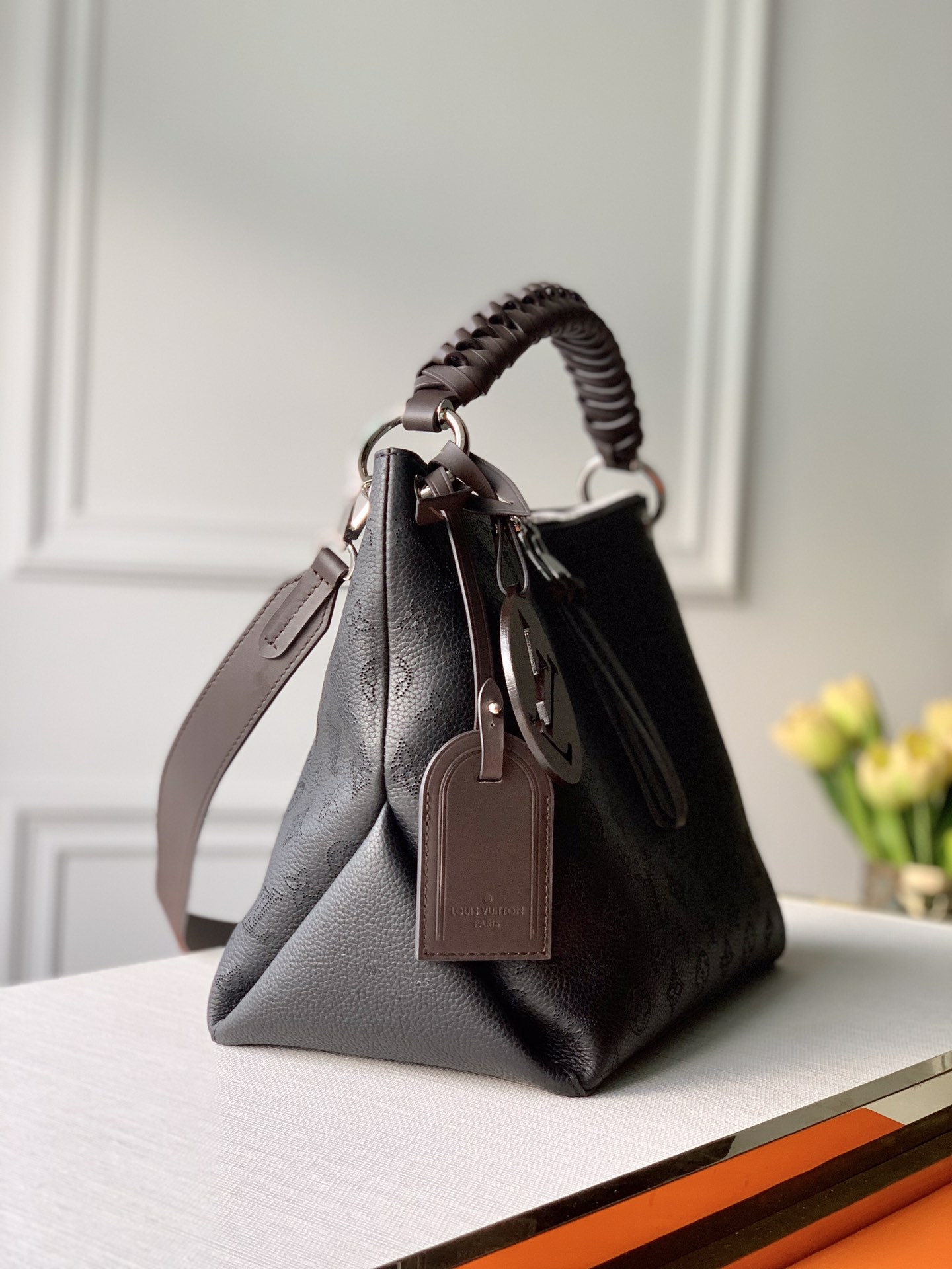 LV ルイヴィトンバッグ スピーディ偽物 M56073 優雅レディ 柔軟 ハンドバッグ 斜め掛け ブラック_4