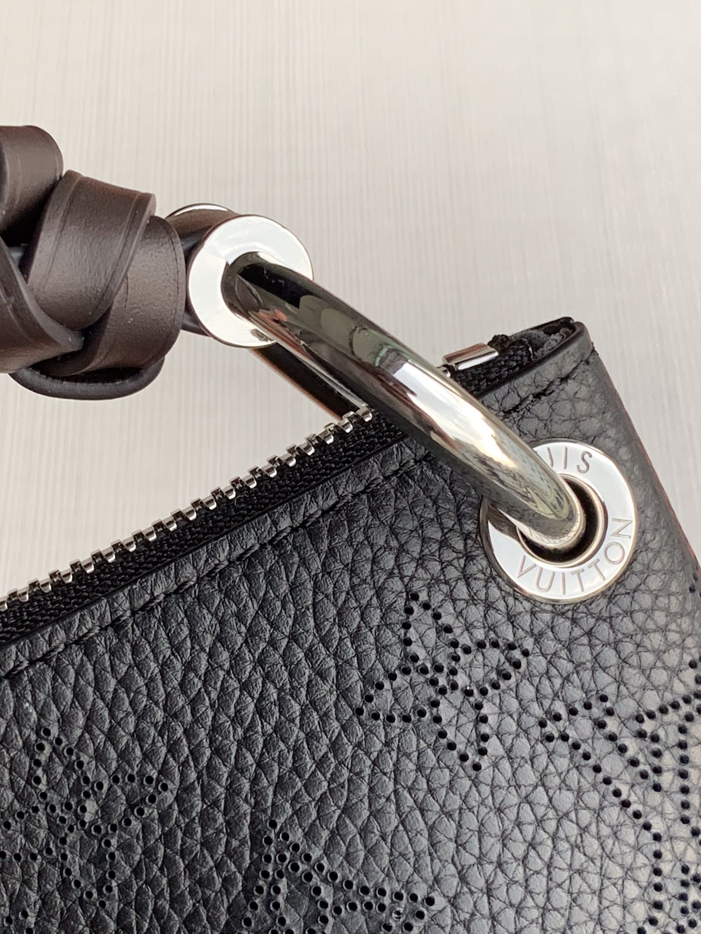 LV ルイヴィトンバッグ スピーディ偽物 M56073 優雅レディ 柔軟 ハンドバッグ 斜め掛け ブラック_5