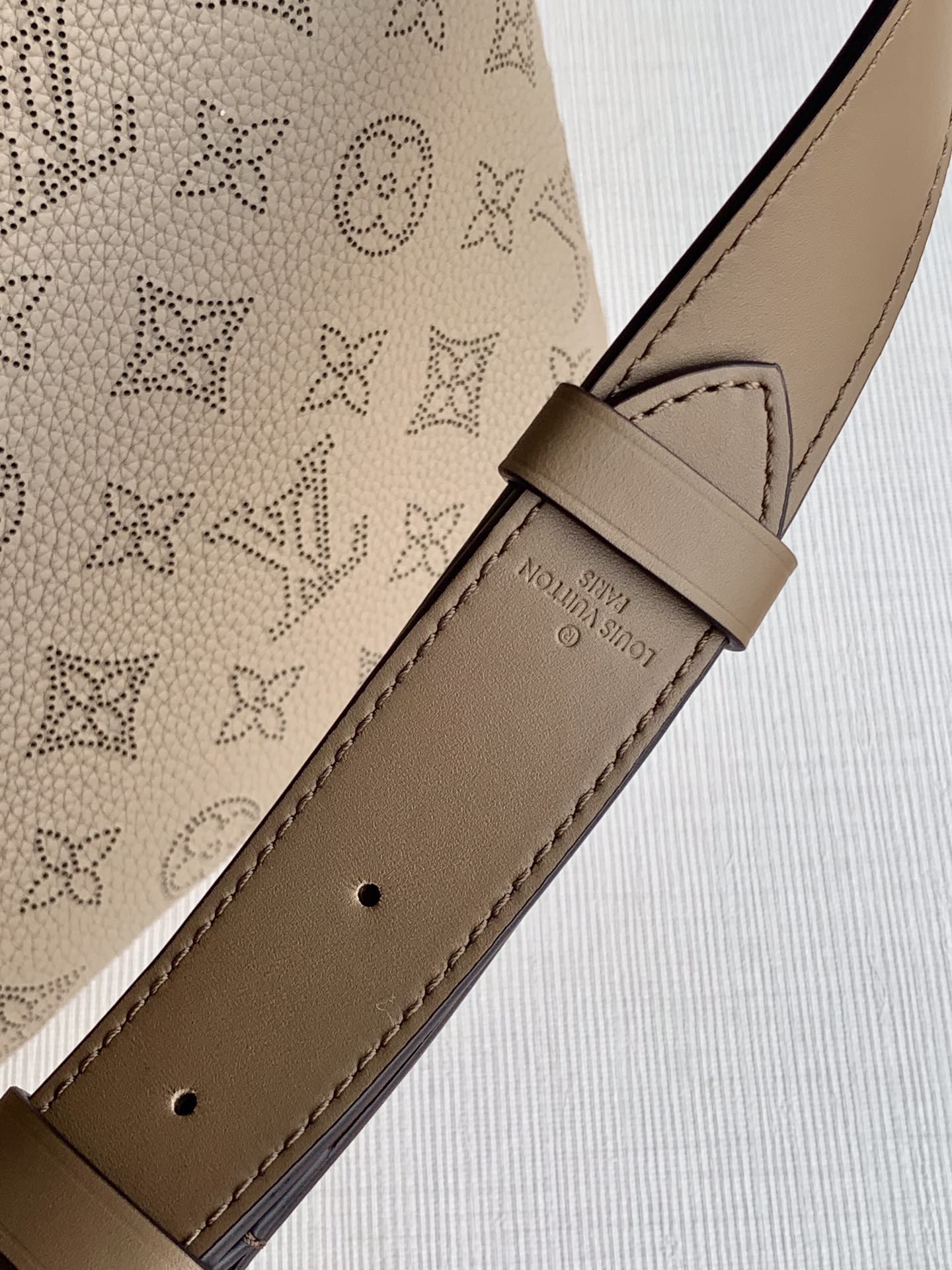 LV ルイヴィトンバッグ スピーディコピー M56084 優雅レディ 通勤 ハンドバッグ 斜め掛け ベージュ色_6