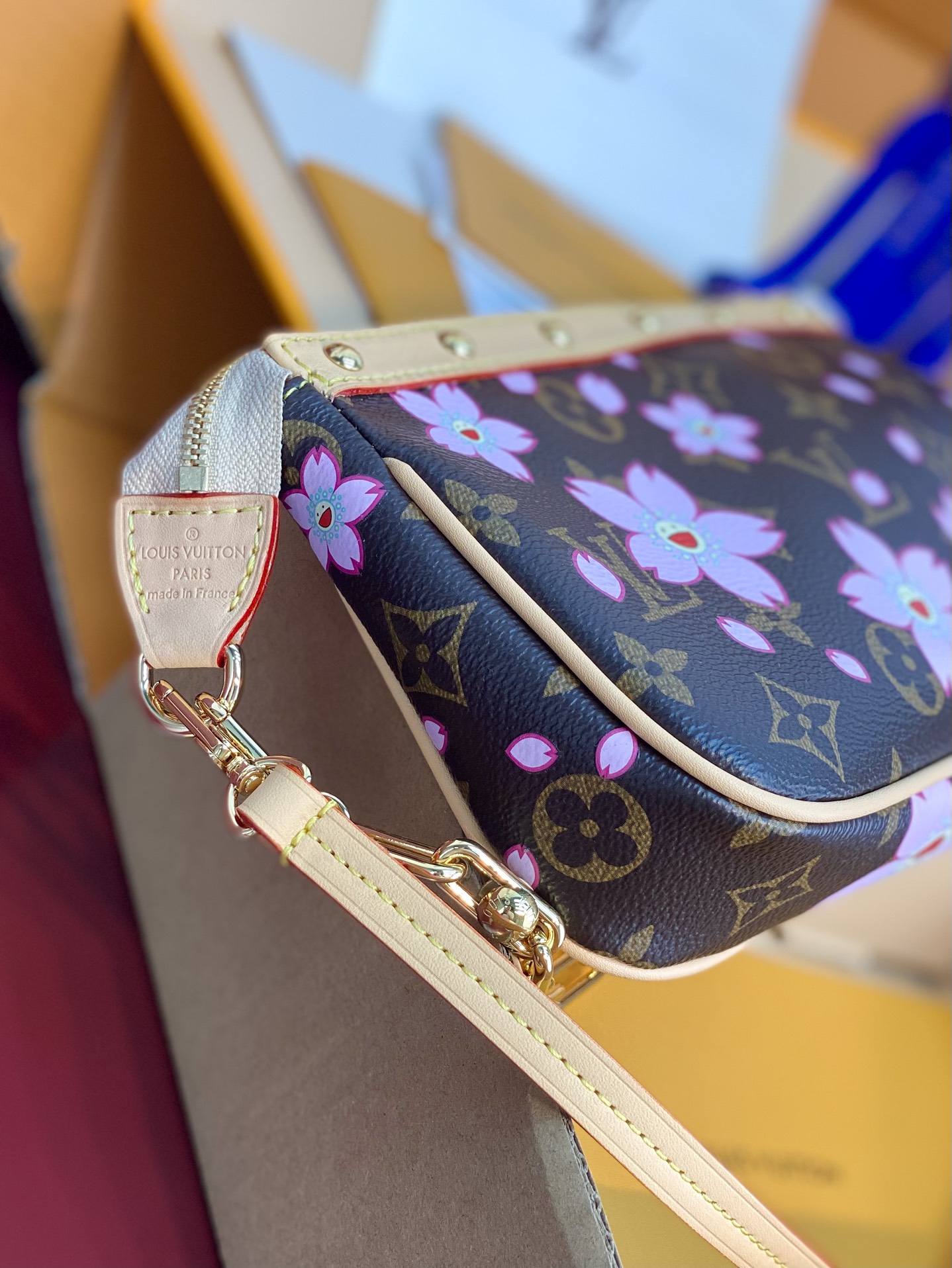 ルイヴィトン バッグ 洗濯コピー M13668 優雅レディ 桜プリント 斜め掛けバッグ ブラウン_3