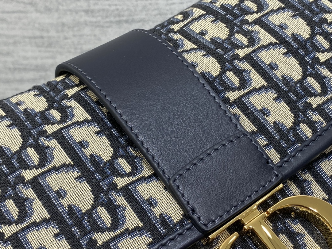 dior バッグスーパーコピー 斜め掛けバッグ 本革 レザー 花柄 シンプル ブラック_7