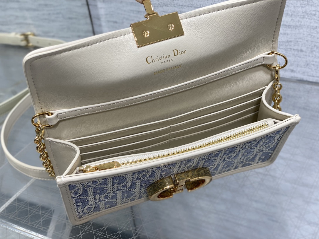 dior カバンスーパーコピー 優雅レディ 斜め掛けバッグ 本革 レザー ミニ 日常 ブルー_7