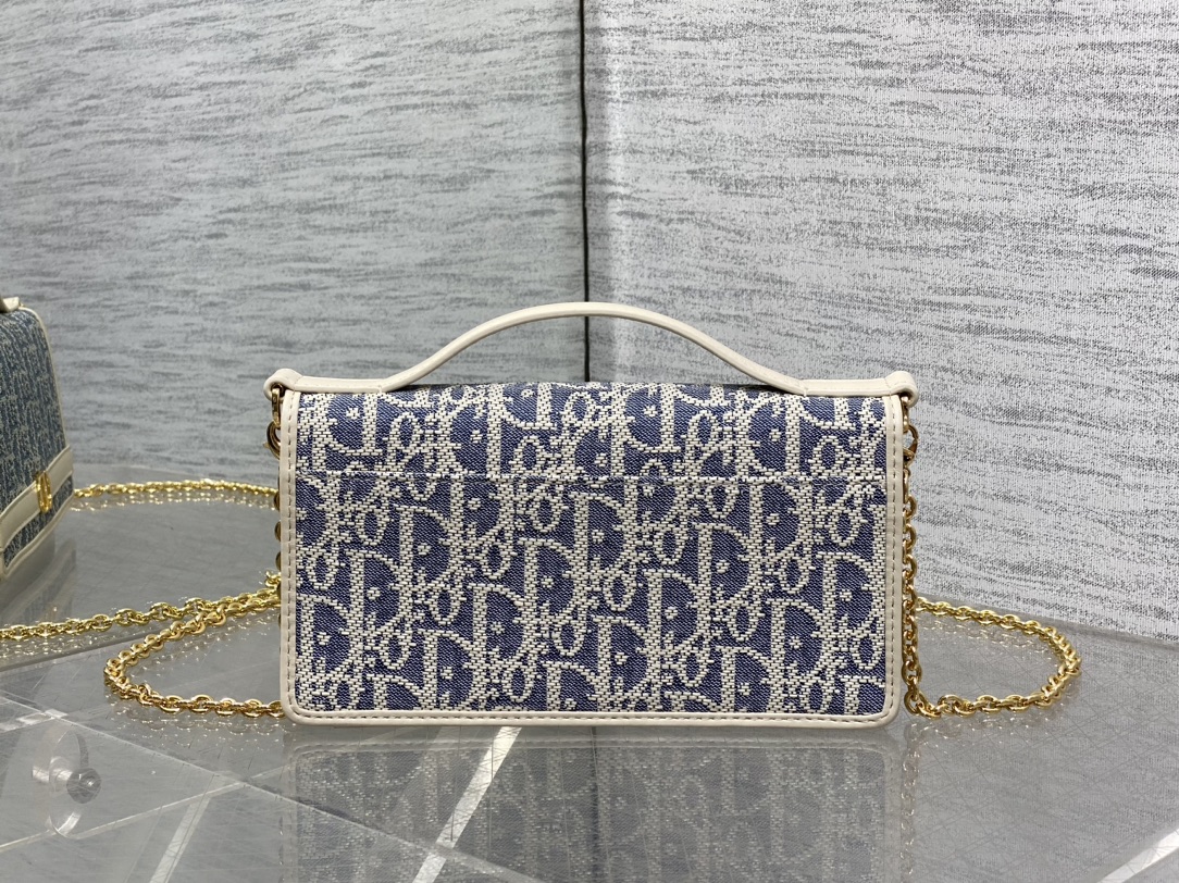 魅力的なdior サドル バッグスーパーコピー 優雅レディ 斜め掛けバッグ 本革 花柄 レザー ブルー_2