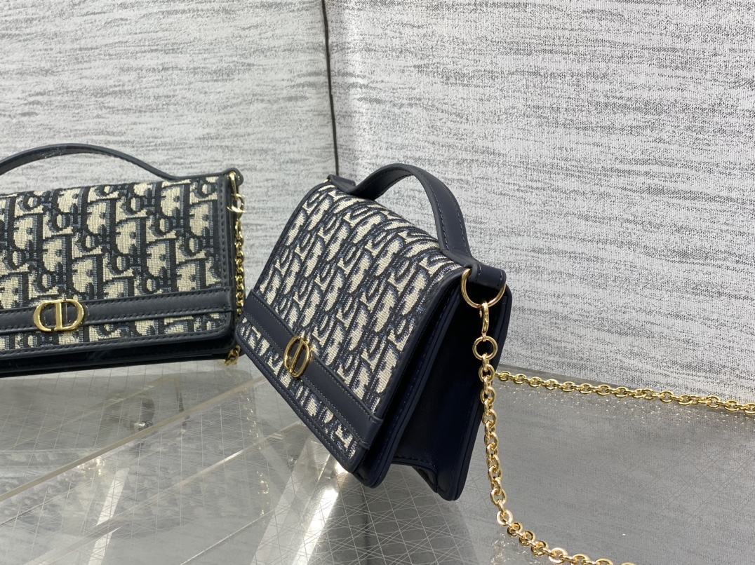 魅力的なdior 斜め掛けバッグ偽物 優雅レディ シンプル 本革 花柄 レザー ブラック_2