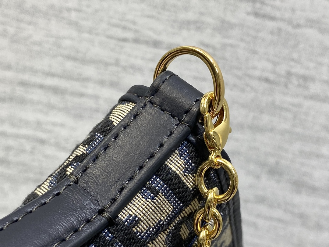 魅力的なdior 斜め掛けバッグ偽物 優雅レディ シンプル 本革 花柄 レザー ブラック_5