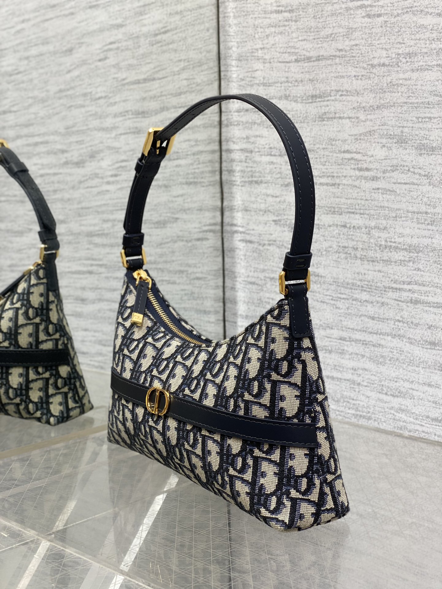 dior ショルダー バッグ レディ偽物 ハンドバッグ 優雅レディ シンプル 本革 レザー ブラック_3