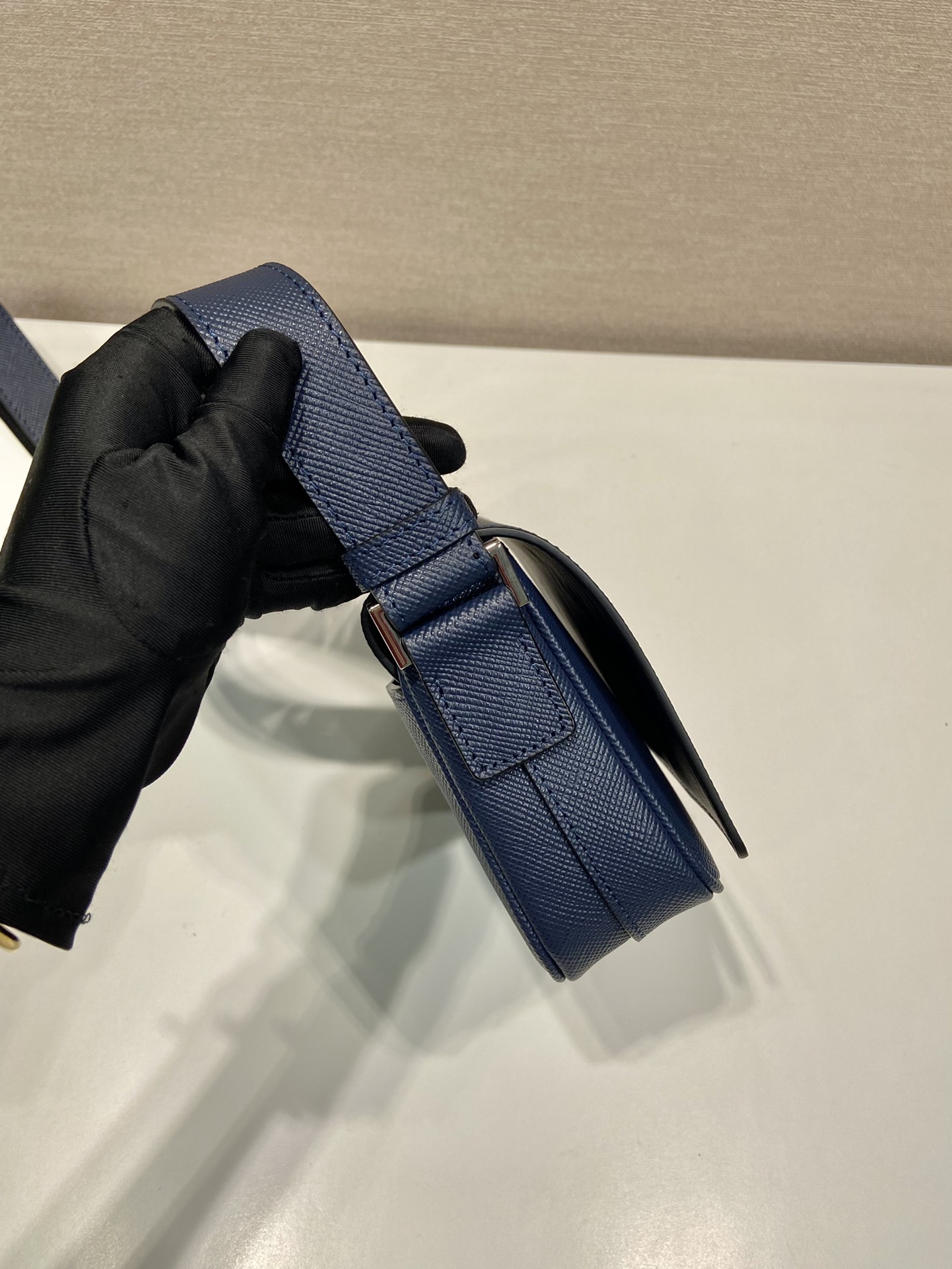 超人気 プラダバッグ レディ偽物 シンプル 斜め掛けバッグ 牛革 レザー 柔軟 2VD065 ブルー_6
